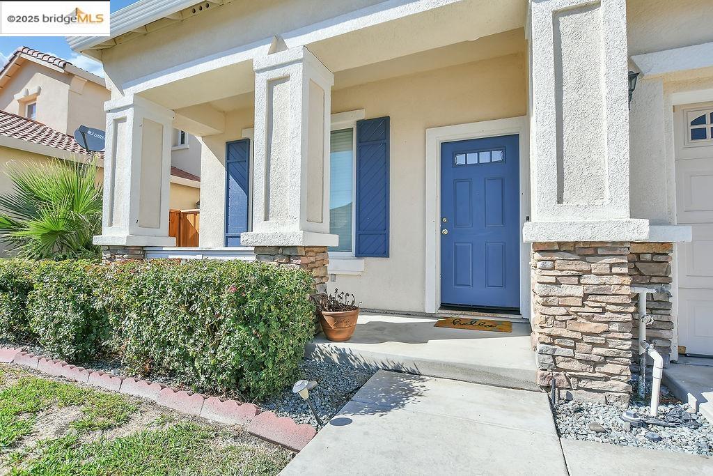 Detail Gallery Image 4 of 43 For 3155 Milton Jenson Ct, Tracy,  CA 95377 - 5 Beds | 3 Baths