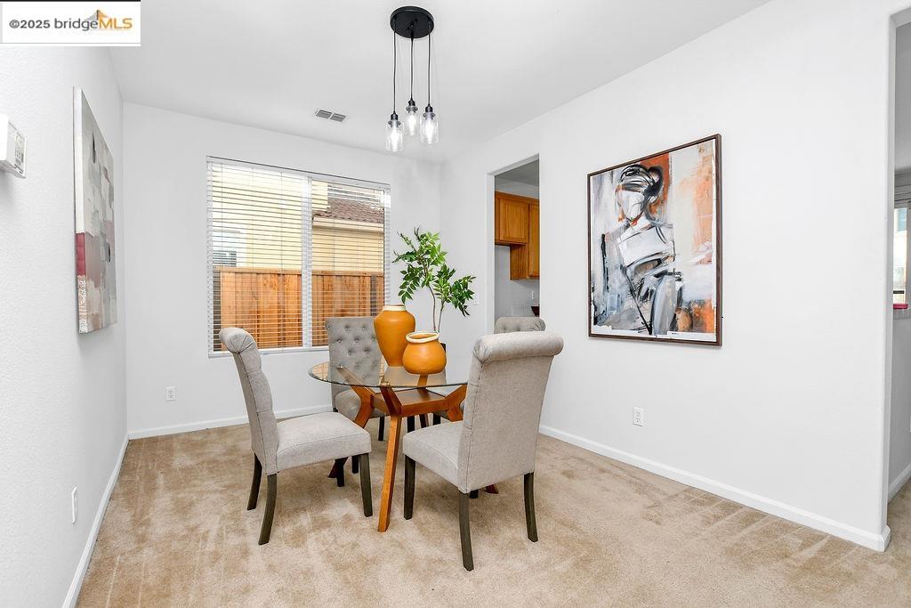 Detail Gallery Image 8 of 43 For 3155 Milton Jenson Ct, Tracy,  CA 95377 - 5 Beds | 3 Baths