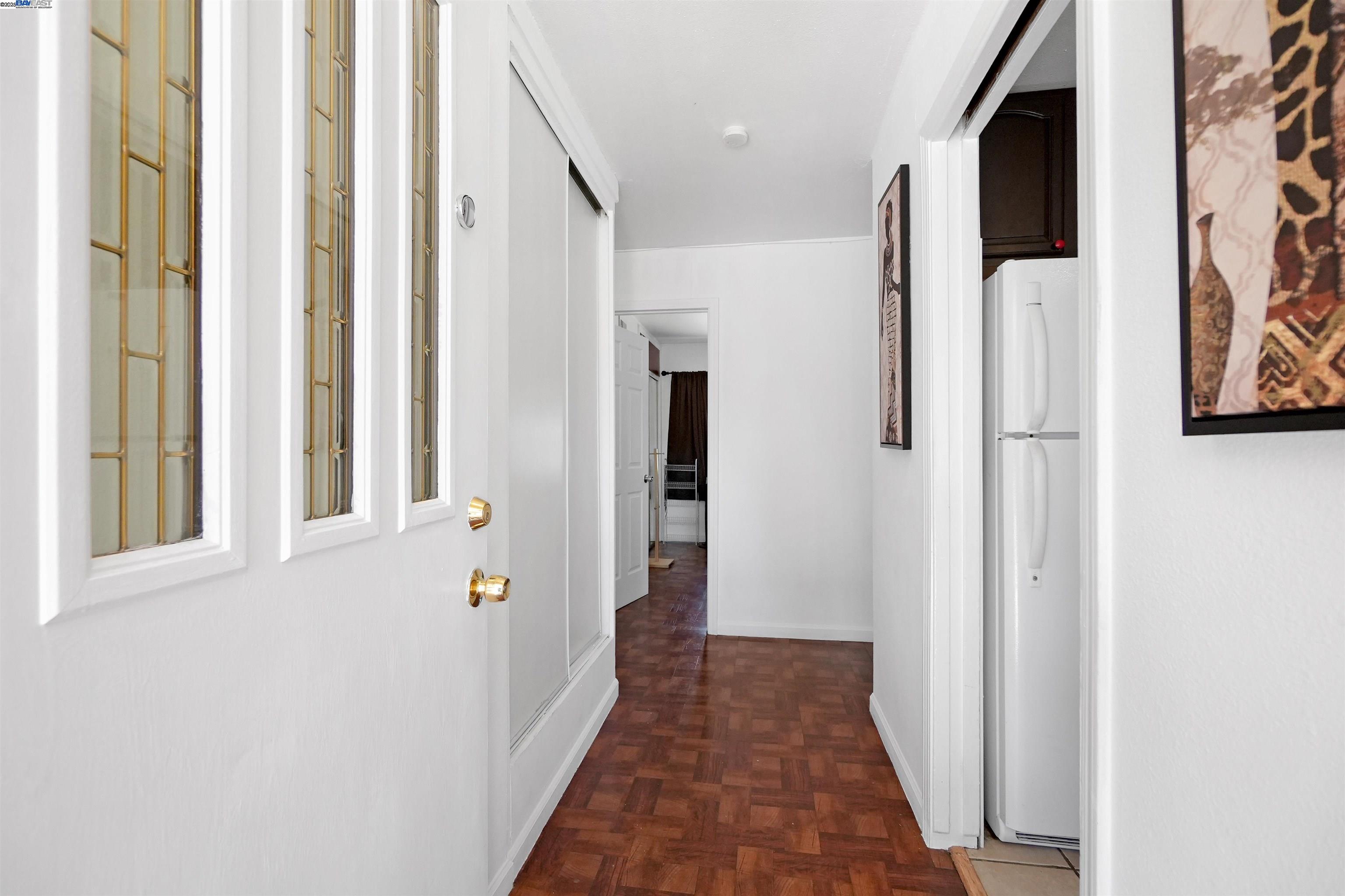 Detail Gallery Image 2 of 23 For 26361 Huntwood Aave, Hayward,  CA 94544 - 3 Beds | 2 Baths