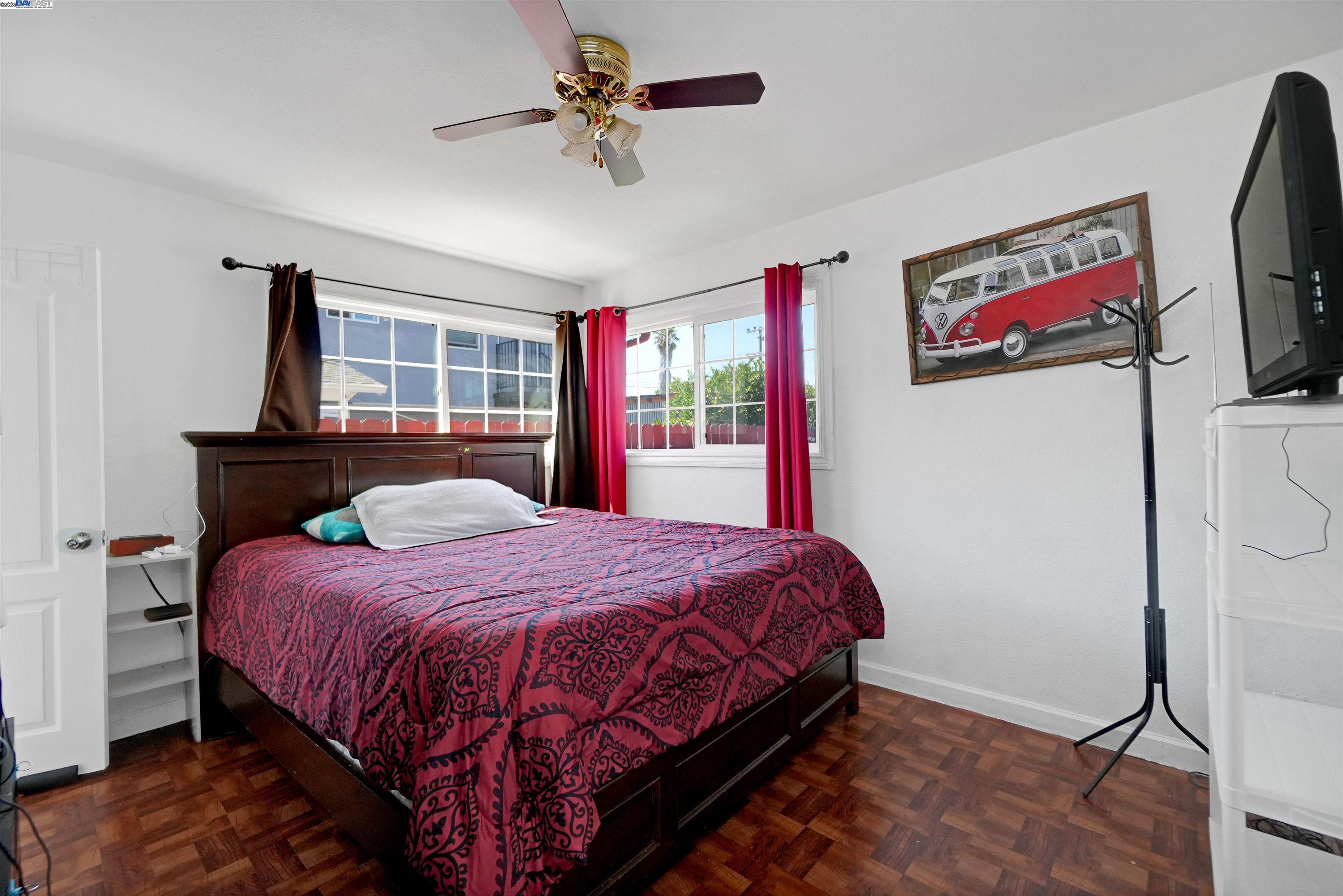Detail Gallery Image 12 of 23 For 26361 Huntwood Aave, Hayward,  CA 94544 - 3 Beds | 2 Baths