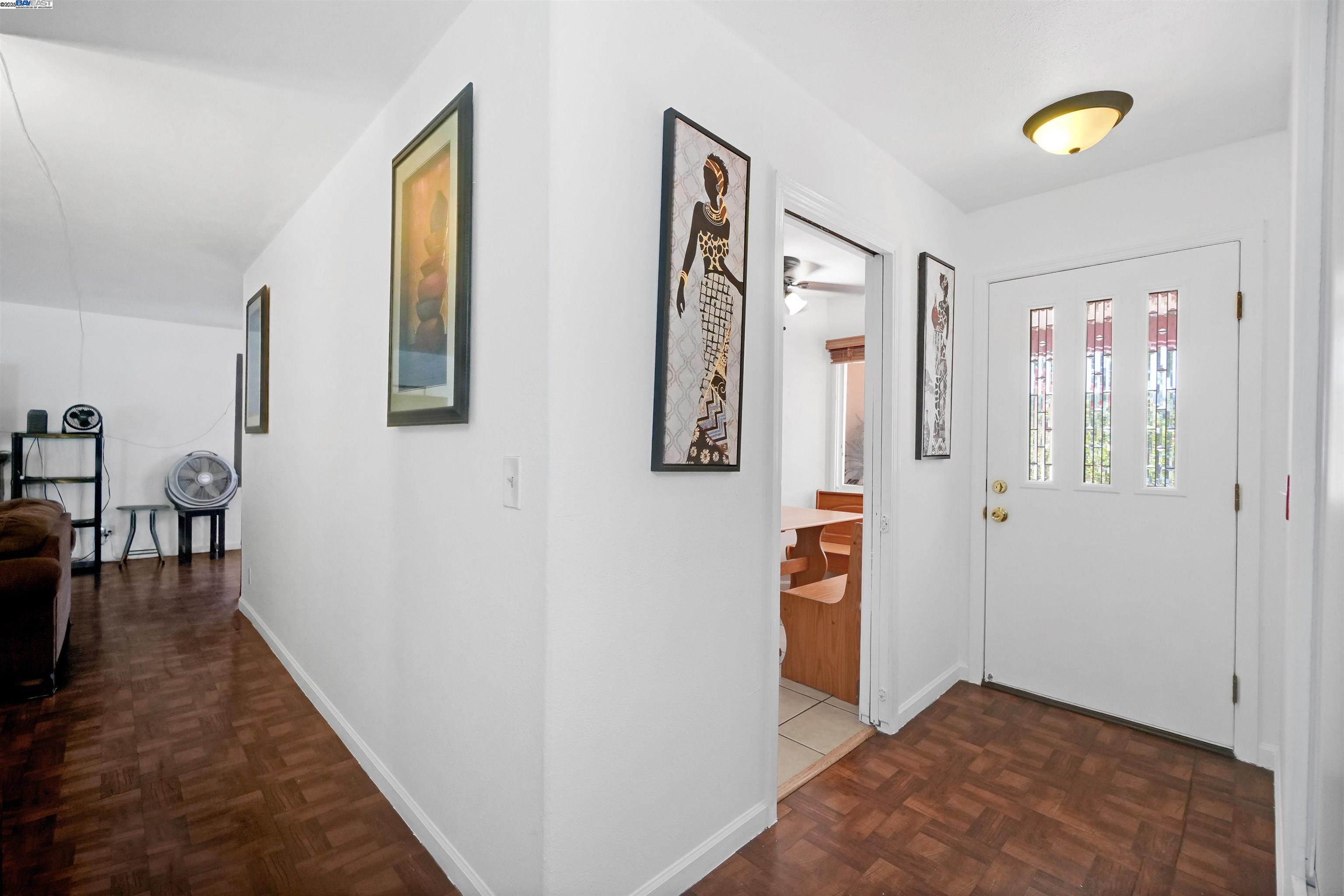 Detail Gallery Image 3 of 23 For 26361 Huntwood Aave, Hayward,  CA 94544 - 3 Beds | 2 Baths