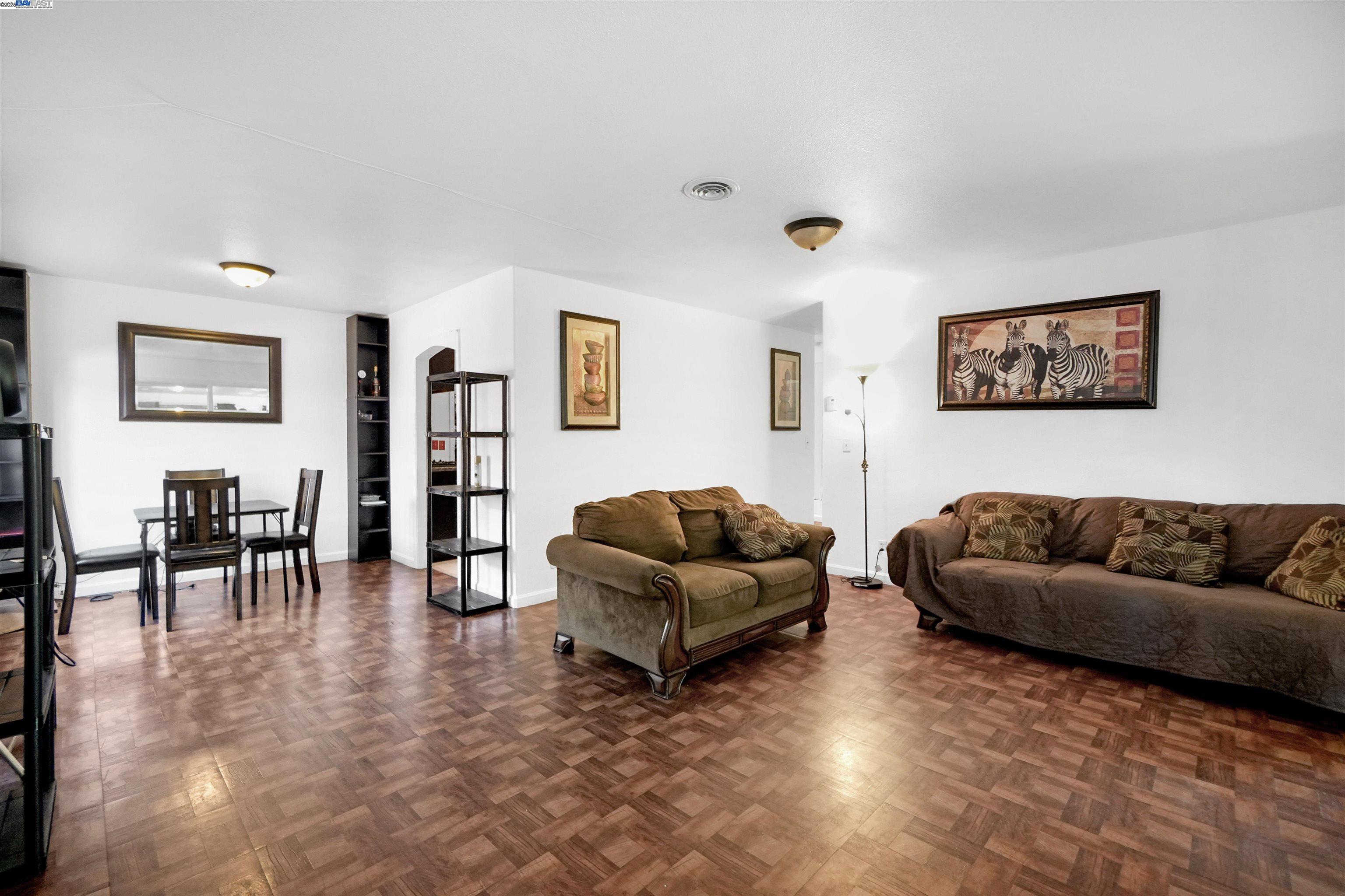 Detail Gallery Image 5 of 23 For 26361 Huntwood Aave, Hayward,  CA 94544 - 3 Beds | 2 Baths
