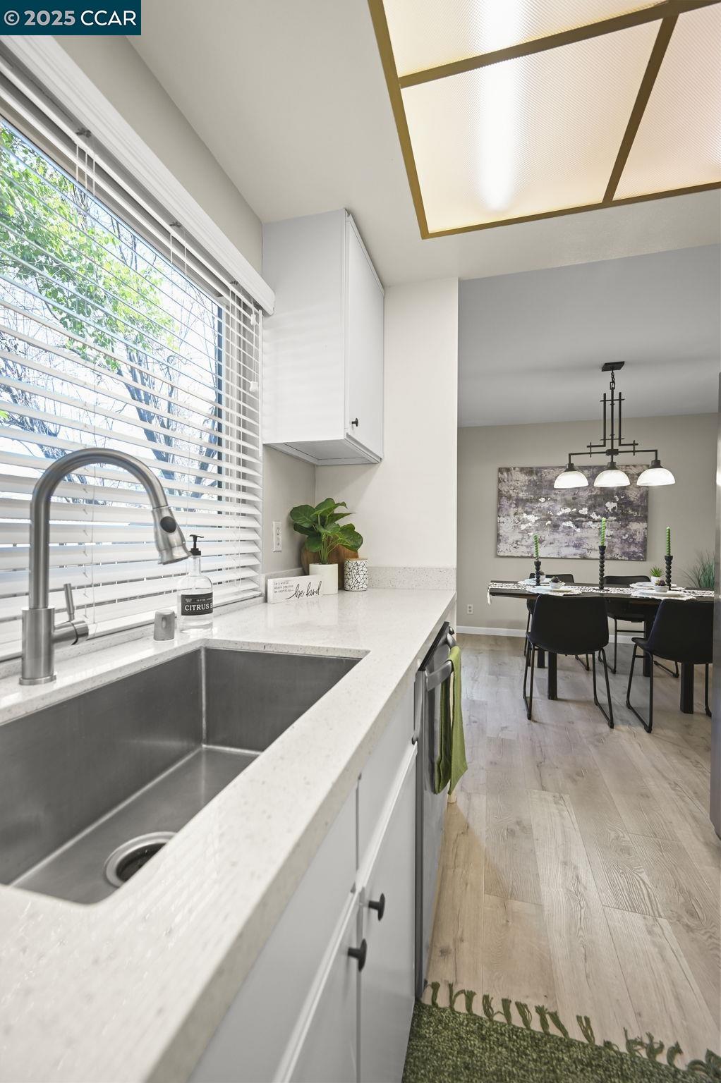 Detail Gallery Image 16 of 38 For 1605 Countrywood Ct, Walnut Creek,  CA 94598 - 3 Beds | 2/1 Baths