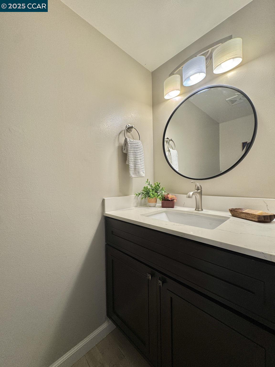 Detail Gallery Image 19 of 38 For 1605 Countrywood Ct, Walnut Creek,  CA 94598 - 3 Beds | 2/1 Baths