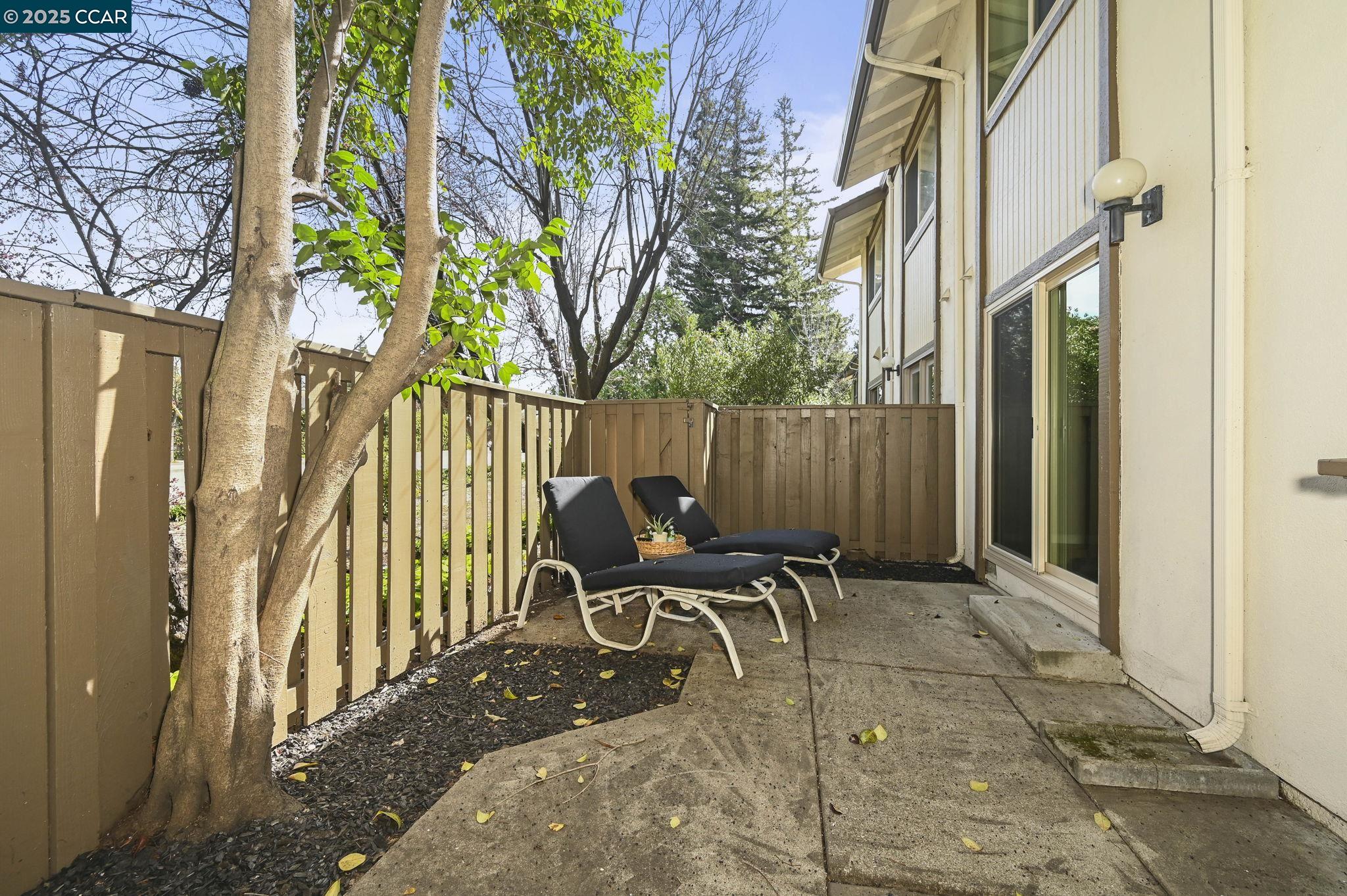 Detail Gallery Image 31 of 38 For 1605 Countrywood Ct, Walnut Creek,  CA 94598 - 3 Beds | 2/1 Baths