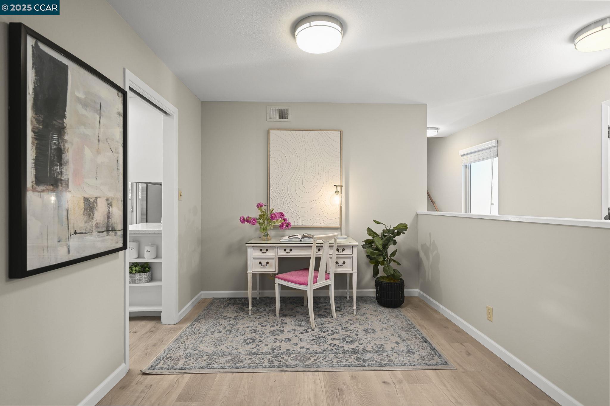 Detail Gallery Image 10 of 38 For 1605 Countrywood Ct, Walnut Creek,  CA 94598 - 3 Beds | 2/1 Baths