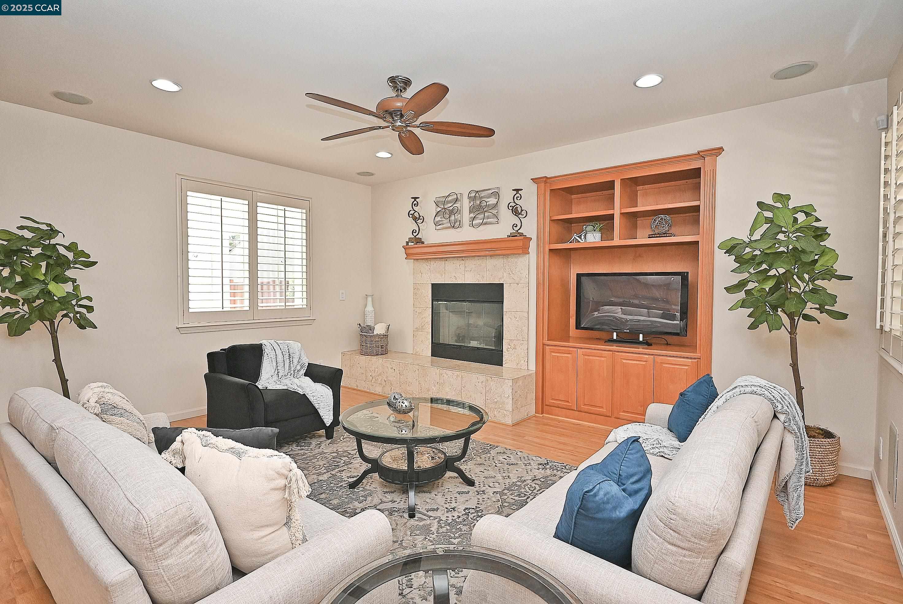 Detail Gallery Image 16 of 46 For 1416 Allanmere Dr, San Ramon,  CA 94582 - 5 Beds | 3/1 Baths