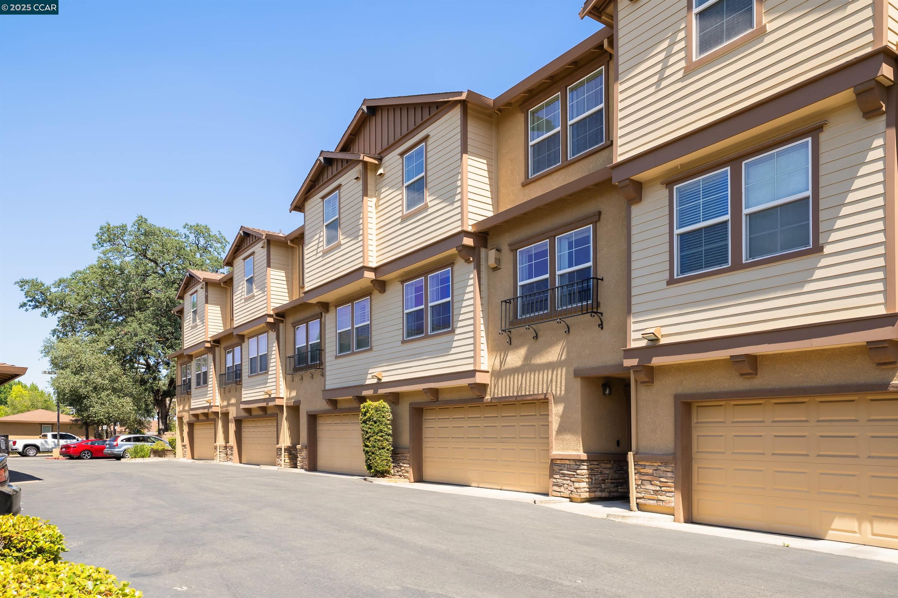 Detail Gallery Image 32 of 39 For 6570 Hearthstone Cir #1413,  Rocklin,  CA 95677 - 2 Beds | 2/1 Baths