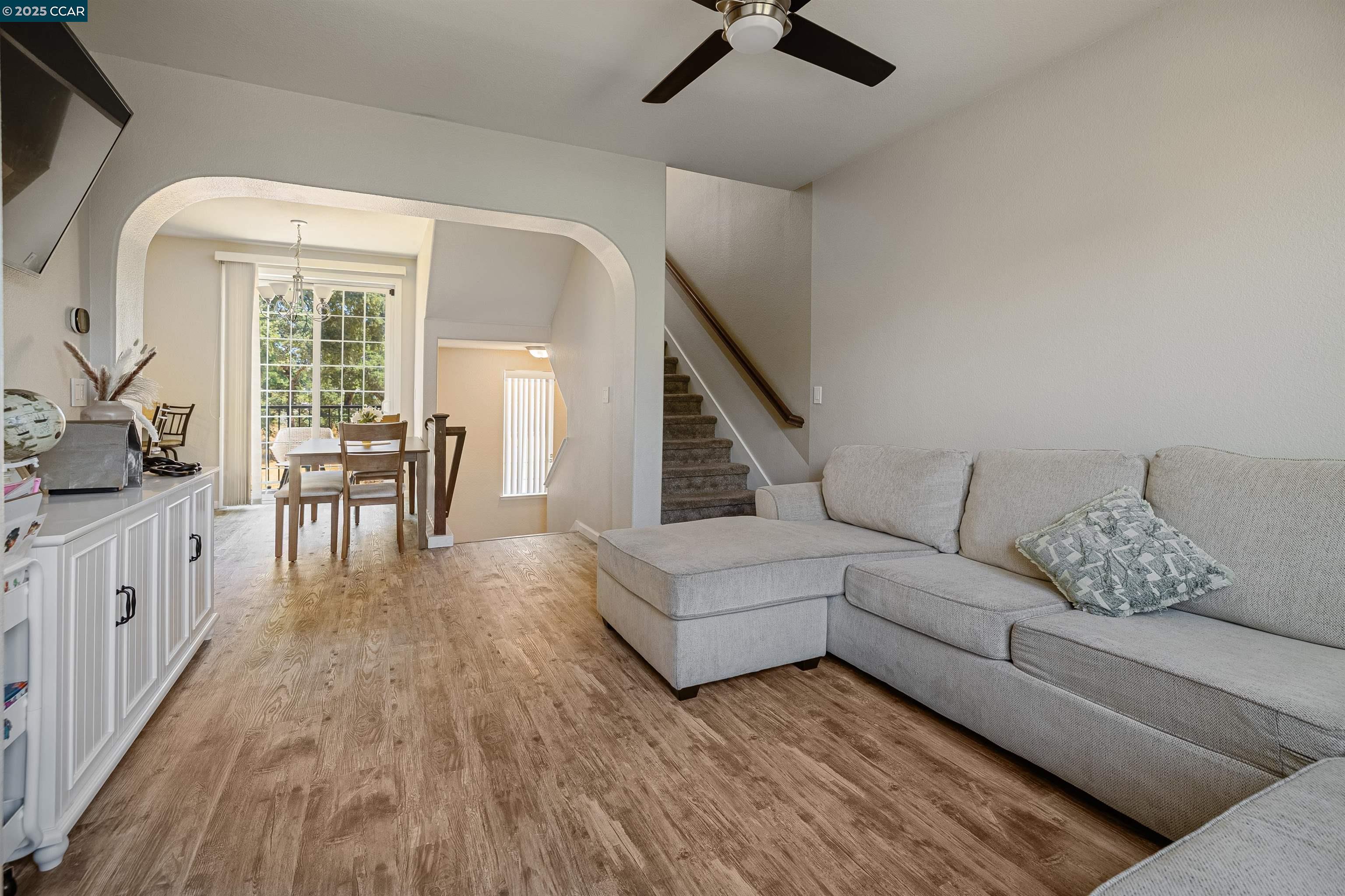 Detail Gallery Image 6 of 39 For 6570 Hearthstone Cir #1413,  Rocklin,  CA 95677 - 2 Beds | 2/1 Baths