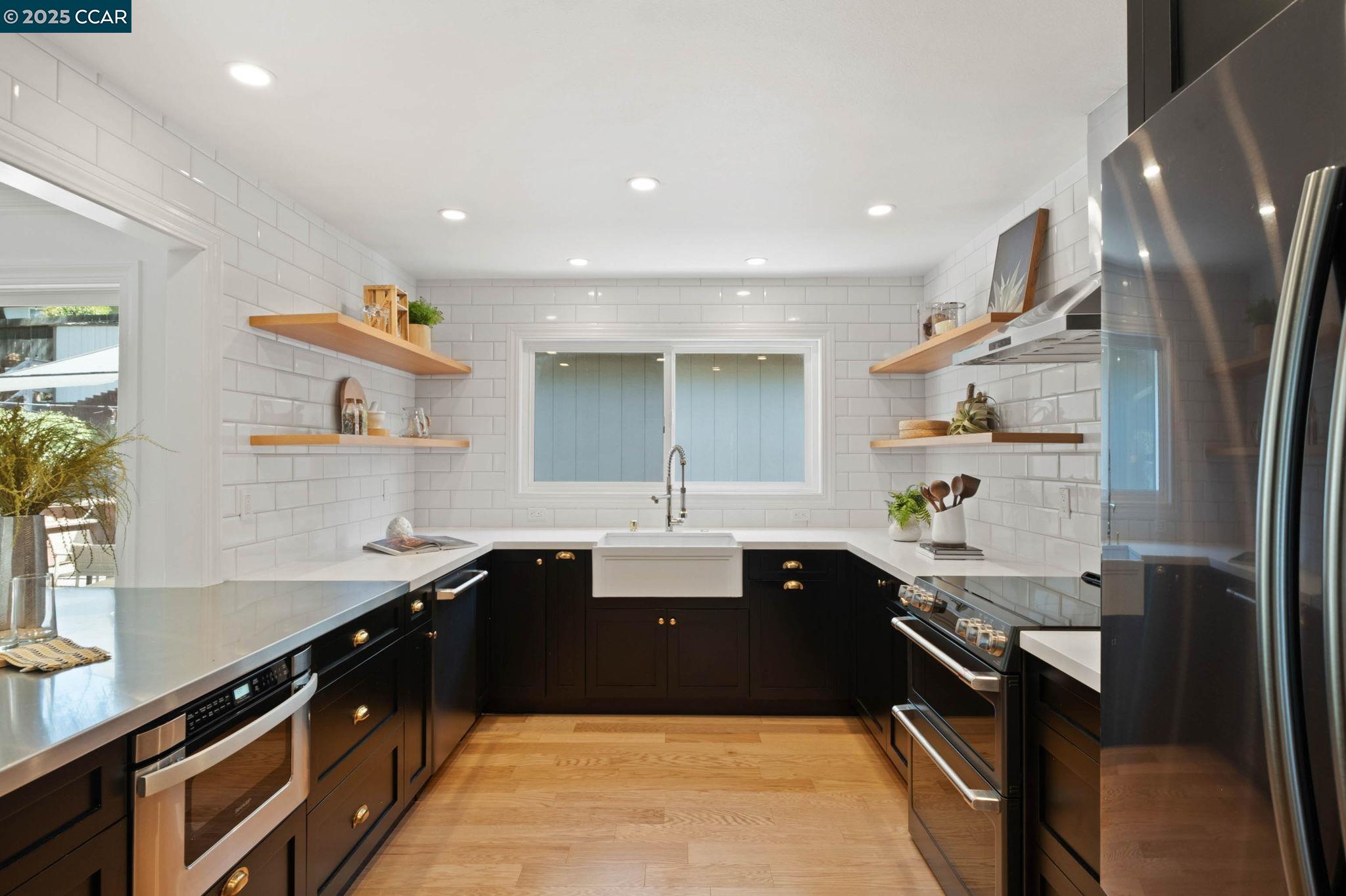 Detail Gallery Image 21 of 60 For 118 Del Monte Dr, Walnut Creek,  CA 94595 - 3 Beds | 2 Baths