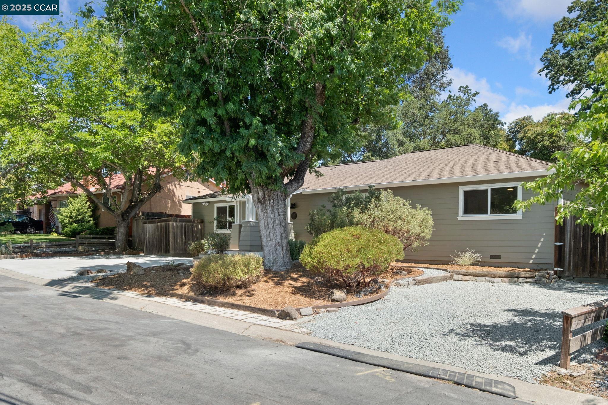 Detail Gallery Image 4 of 60 For 118 Del Monte Dr, Walnut Creek,  CA 94595 - 3 Beds | 2 Baths
