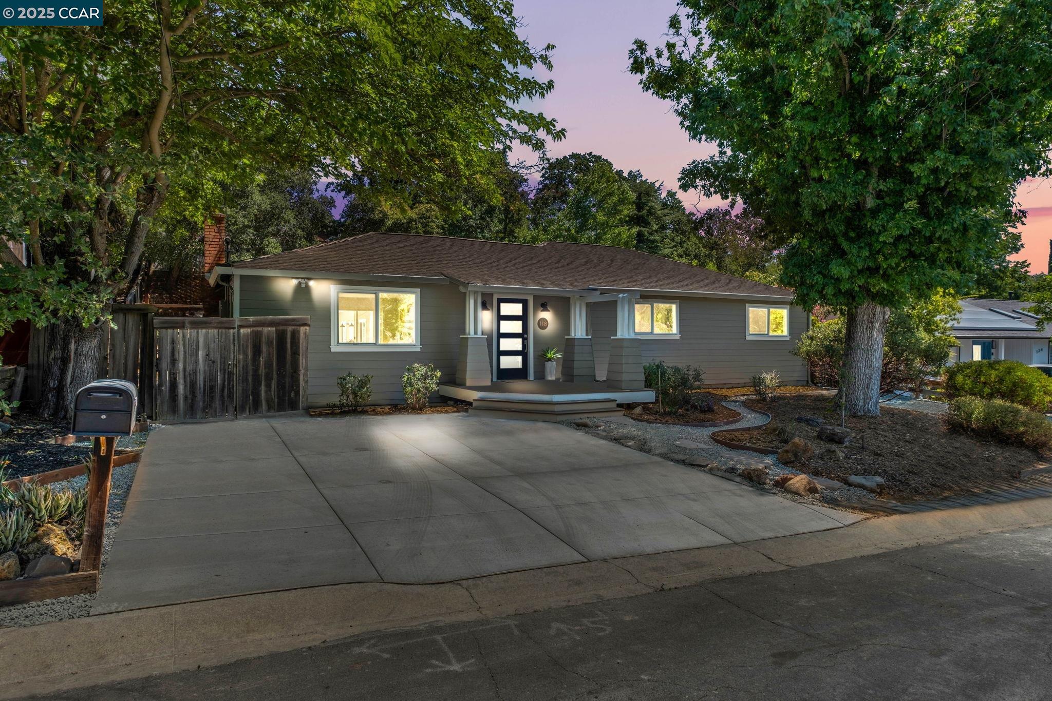 Detail Gallery Image 6 of 60 For 118 Del Monte Dr, Walnut Creek,  CA 94595 - 3 Beds | 2 Baths