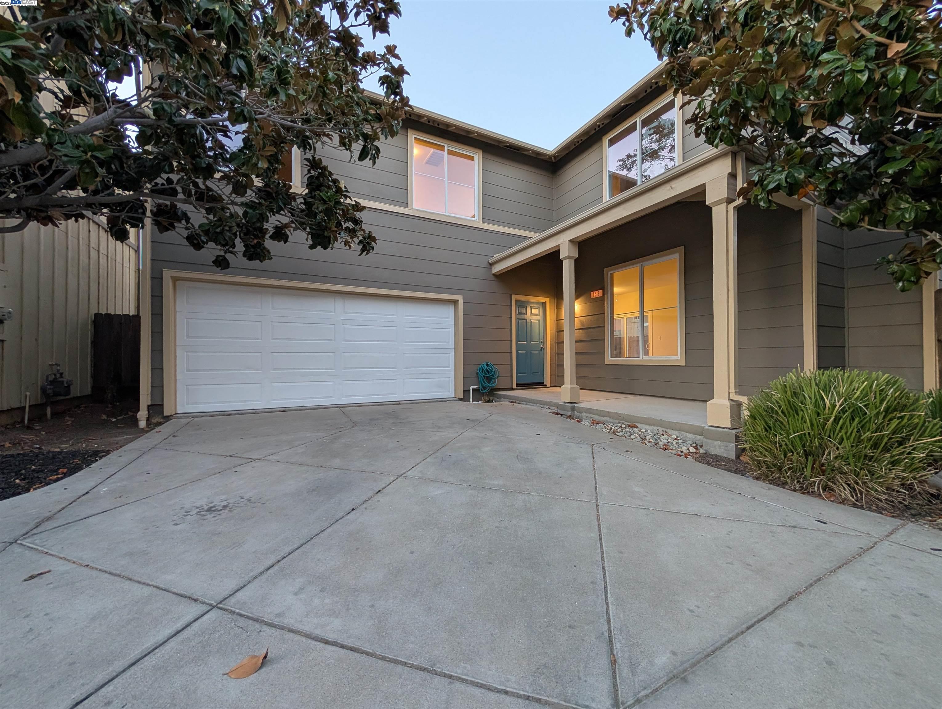 Detail Gallery Image 1 of 12 For 158 Fairview Ave., Bay Point,  CA 94565 - 3 Beds | 2/1 Baths