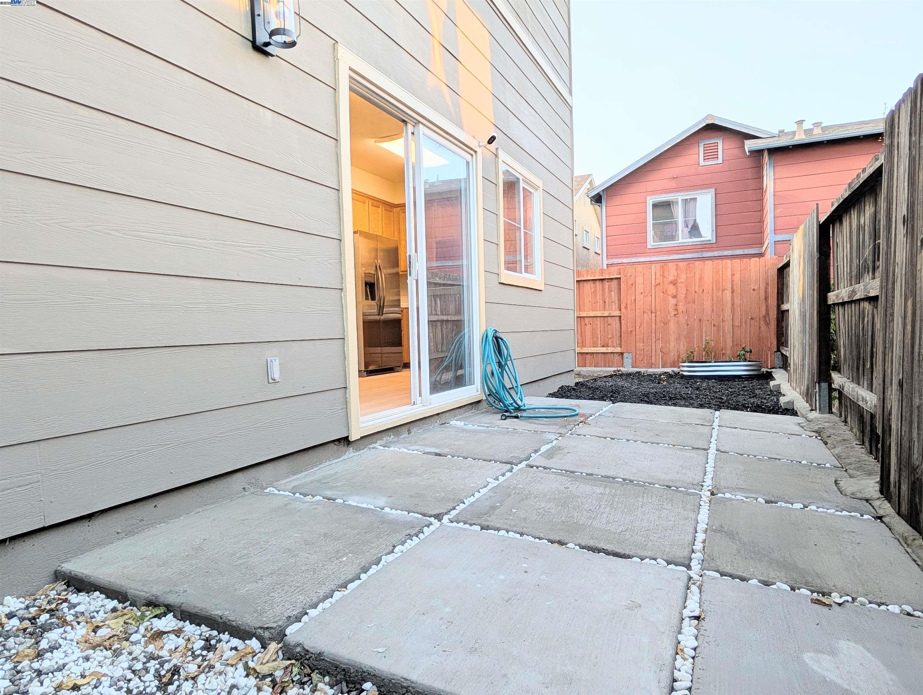 Detail Gallery Image 11 of 12 For 158 Fairview Ave., Bay Point,  CA 94565 - 3 Beds | 2/1 Baths