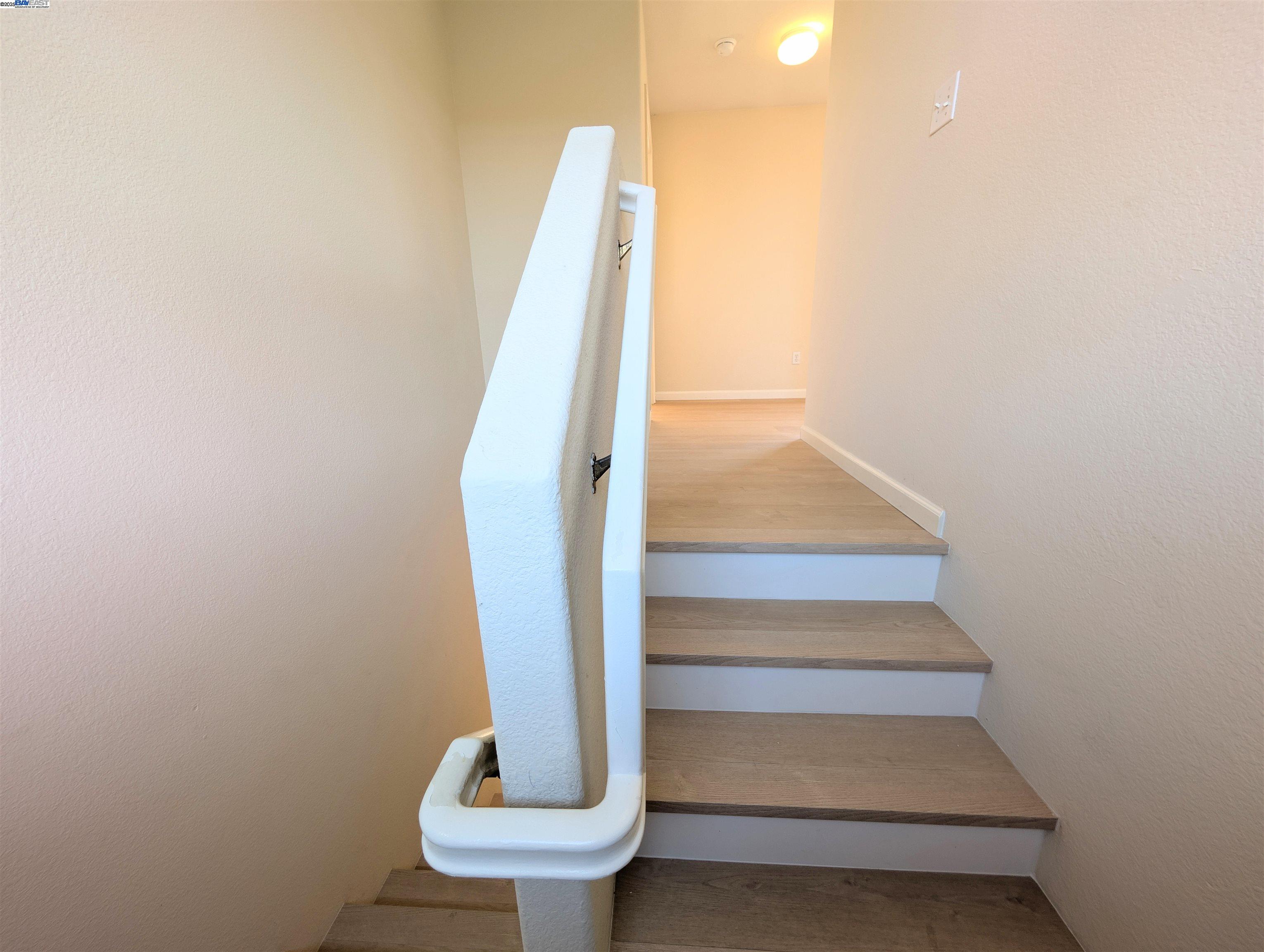 Detail Gallery Image 10 of 33 For 158 Fairview Ave, Bay Point,  CA 94565 - 3 Beds | 2/1 Baths