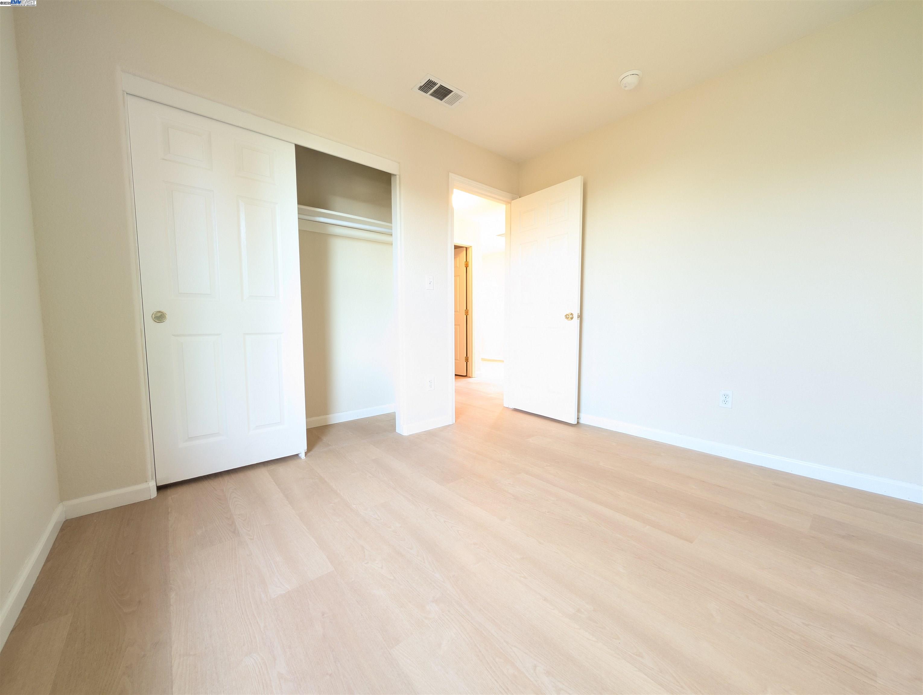 Detail Gallery Image 22 of 33 For 158 Fairview Ave, Bay Point,  CA 94565 - 3 Beds | 2/1 Baths