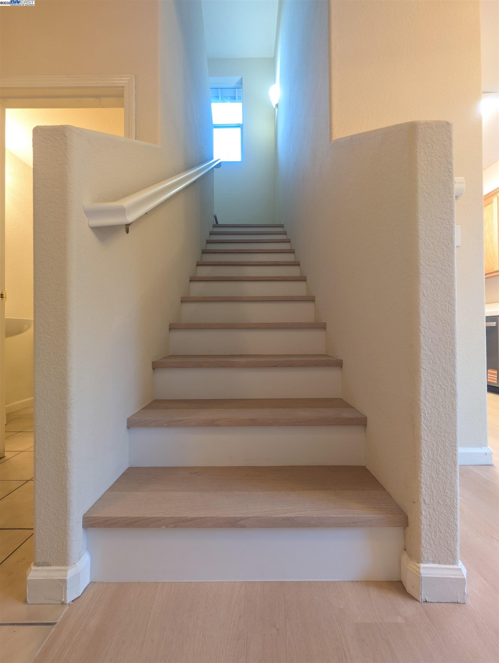 Detail Gallery Image 5 of 12 For 158 Fairview Ave., Bay Point,  CA 94565 - 3 Beds | 2/1 Baths
