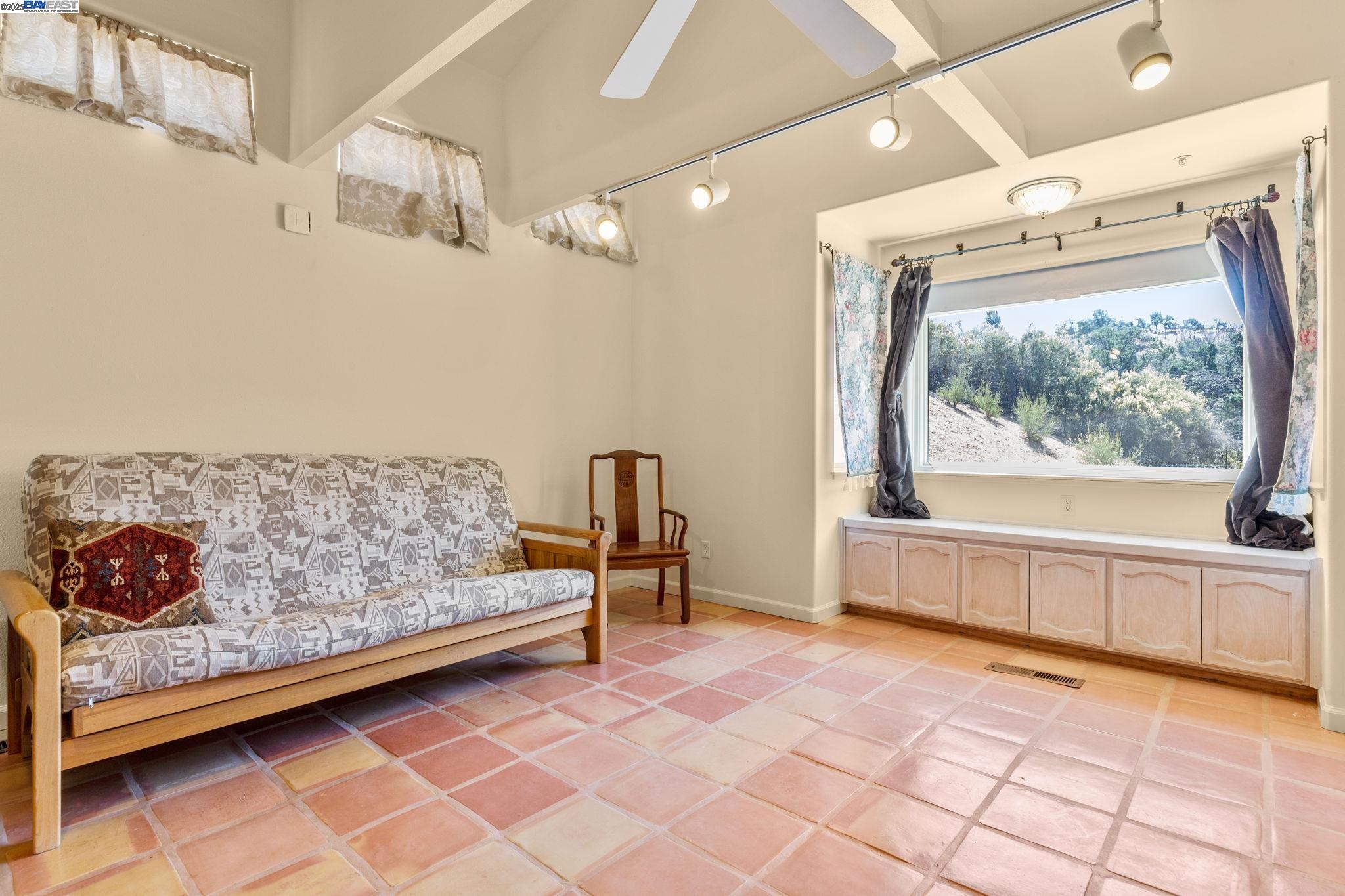 Detail Gallery Image 21 of 44 For 59480 Mines Rd, Livermore,  CA 95140 - 3 Beds | 2/1 Baths