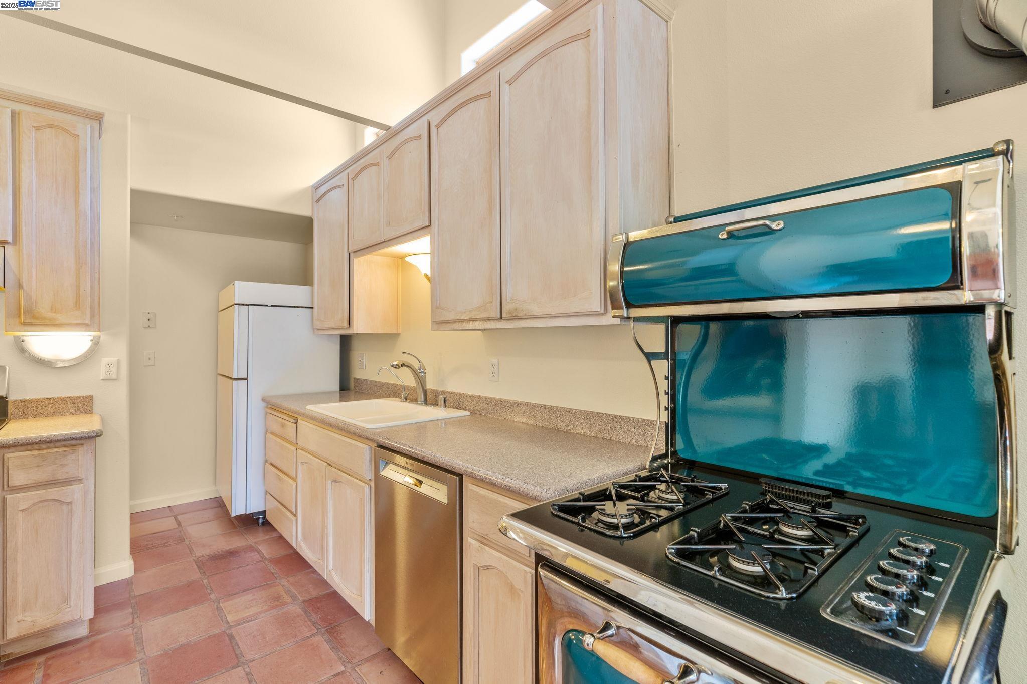 Detail Gallery Image 25 of 44 For 59480 Mines Rd, Livermore,  CA 95140 - 3 Beds | 2/1 Baths