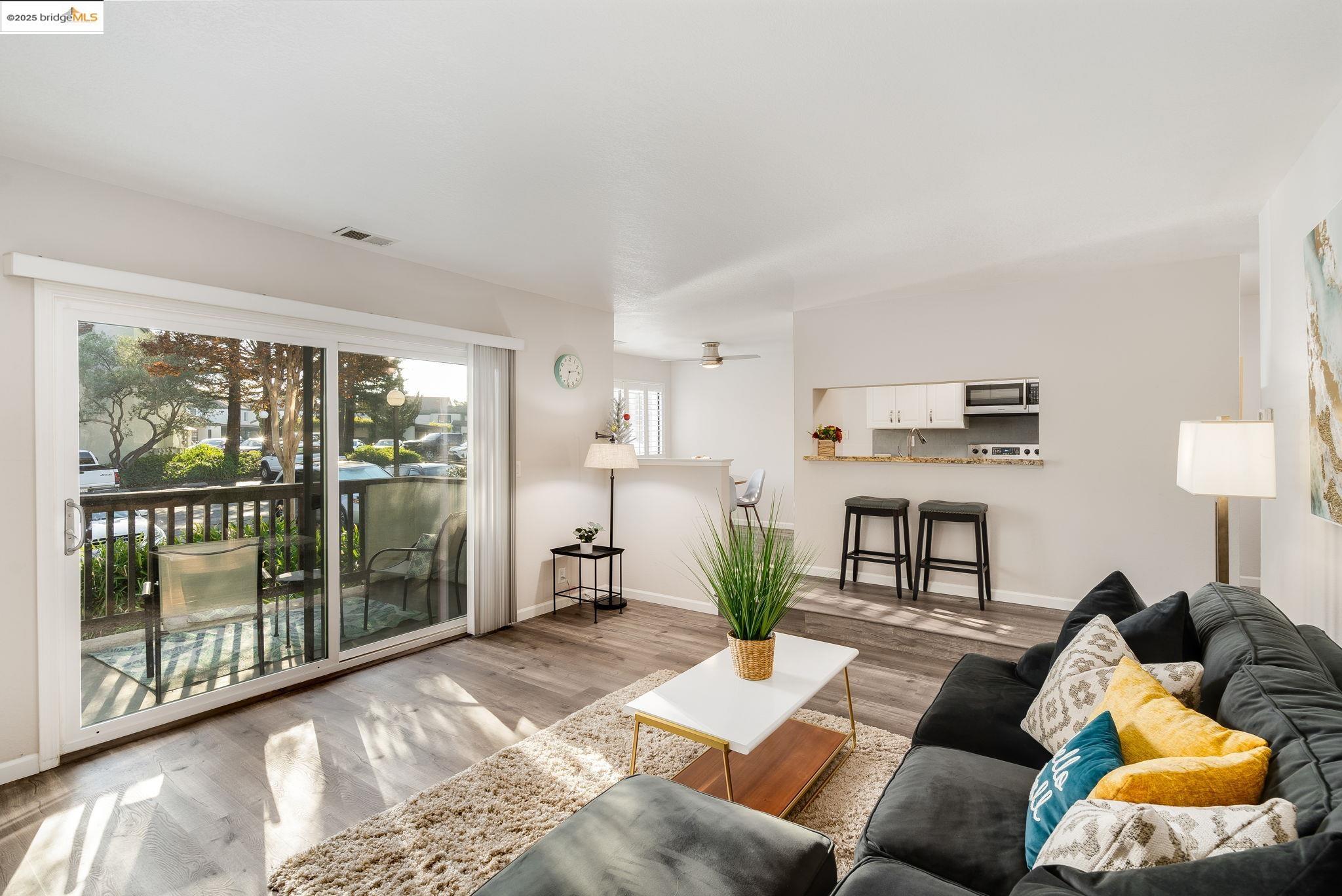 Photo #2: 41105134 Listing 