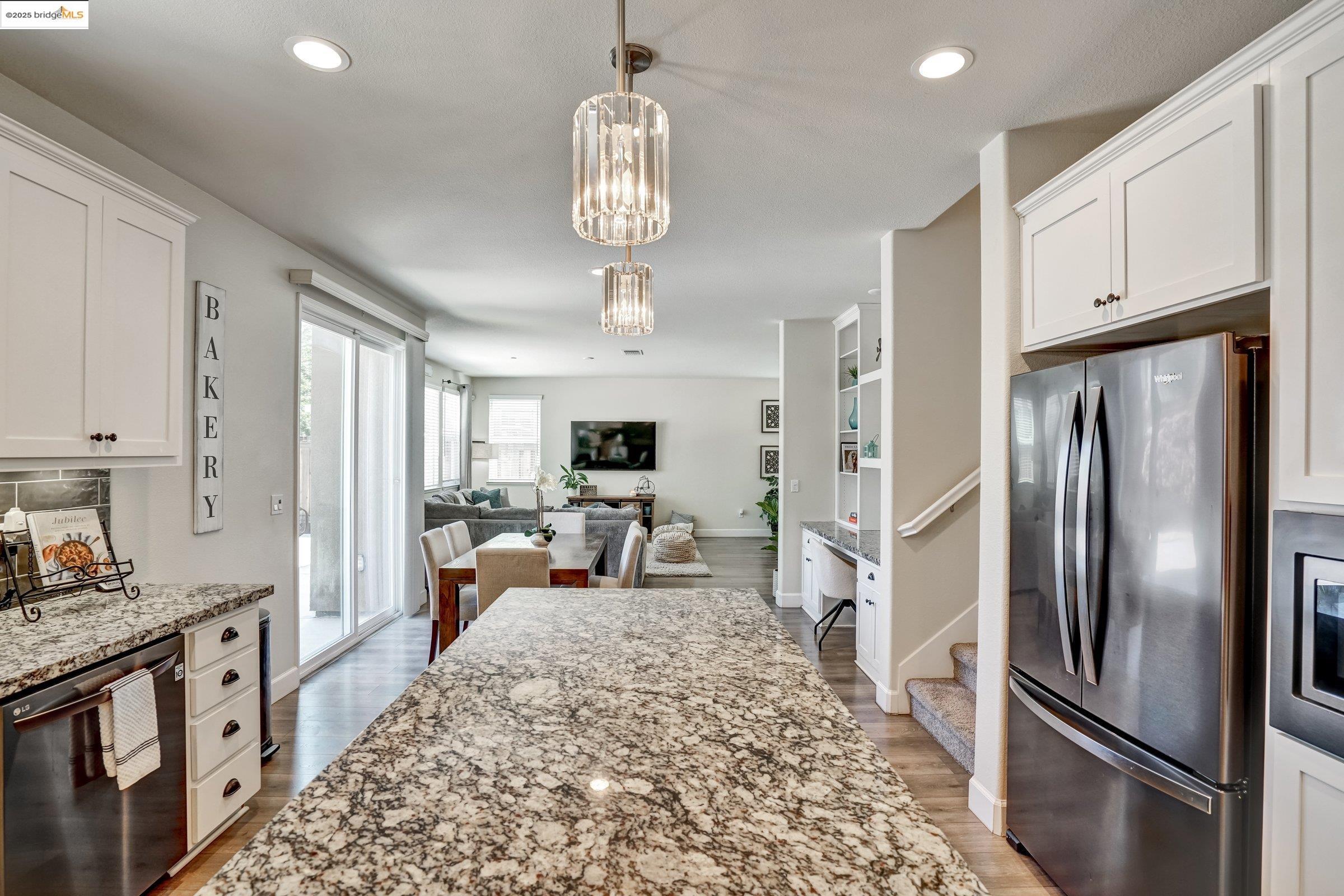 Detail Gallery Image 12 of 25 For 841 Walsh St, Brentwood,  CA 94513 - 4 Beds | 3 Baths