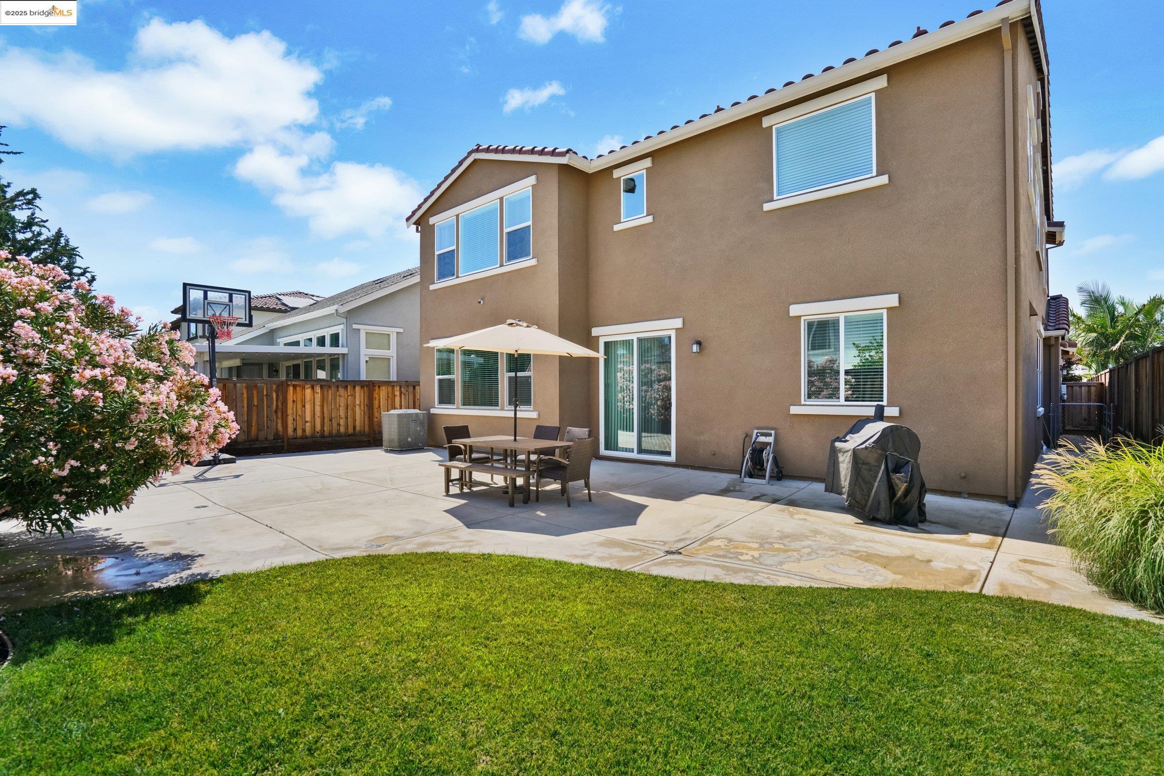 Detail Gallery Image 24 of 25 For 841 Walsh St, Brentwood,  CA 94513 - 4 Beds | 3 Baths