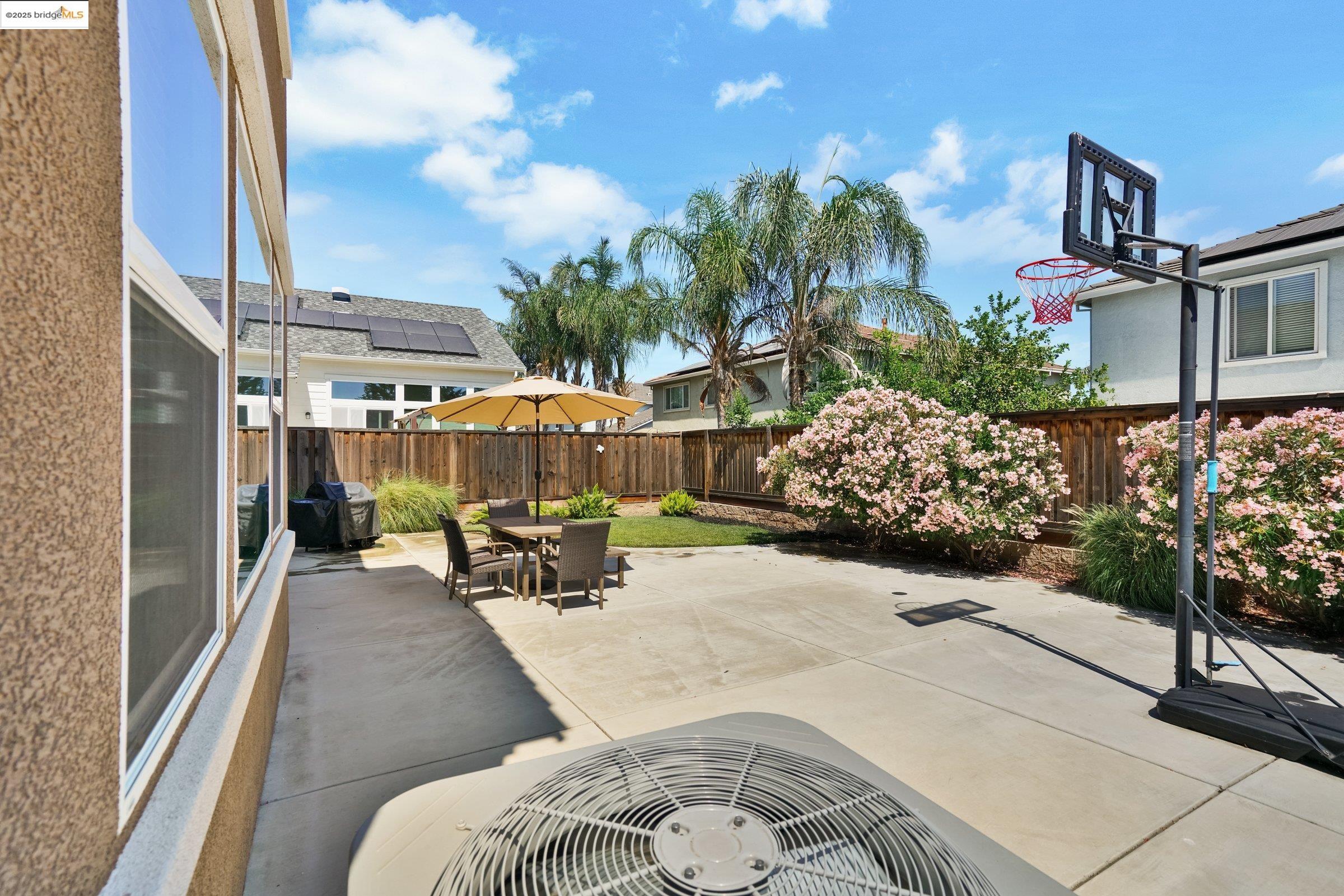 Detail Gallery Image 38 of 39 For 841 Walsh St, Brentwood,  CA 94513 - 4 Beds | 3 Baths