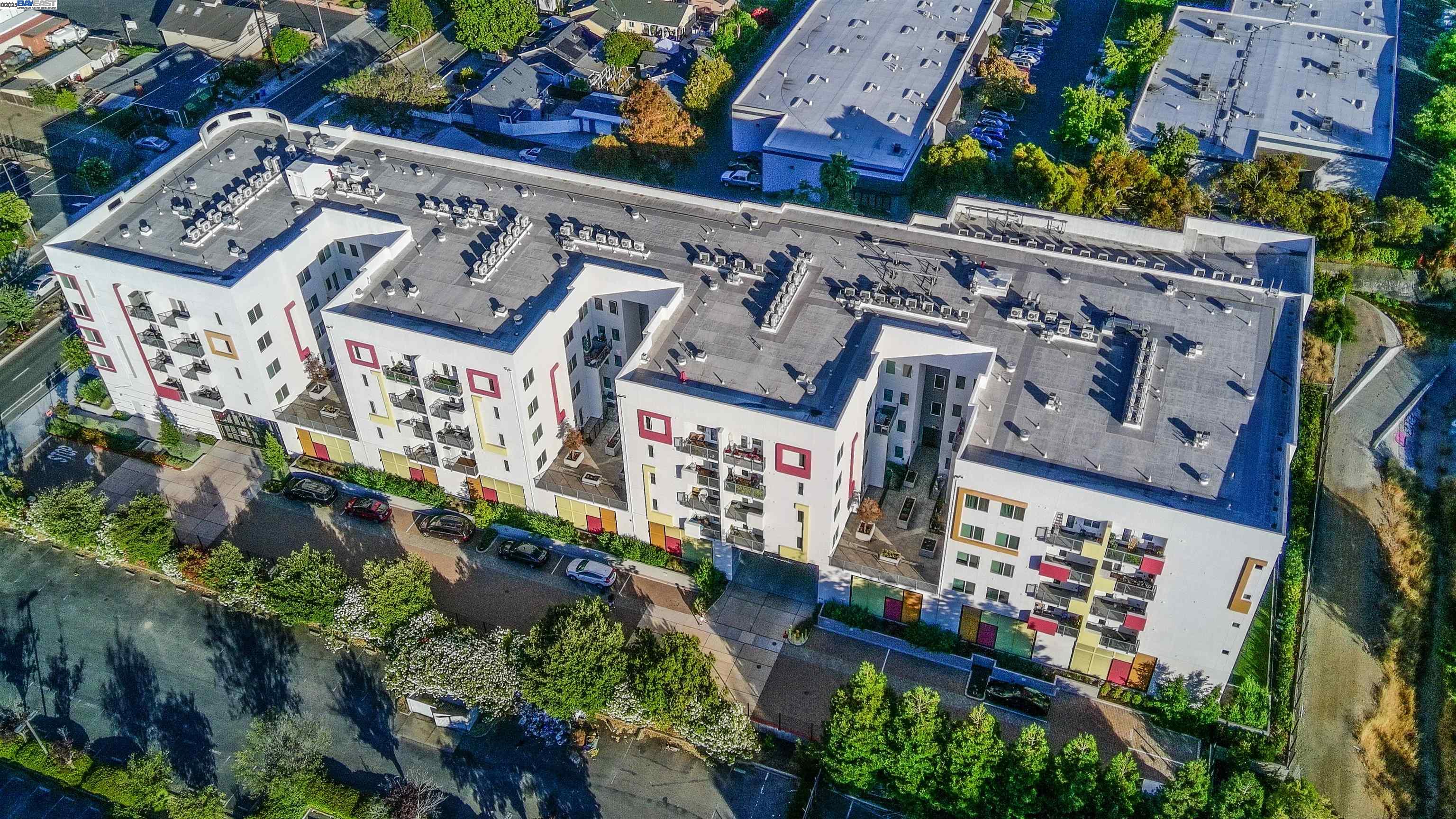 Detail Gallery Image 23 of 32 For 42111 Osgood Rd #228,  Fremont,  CA 94539 - 3 Beds | 3 Baths