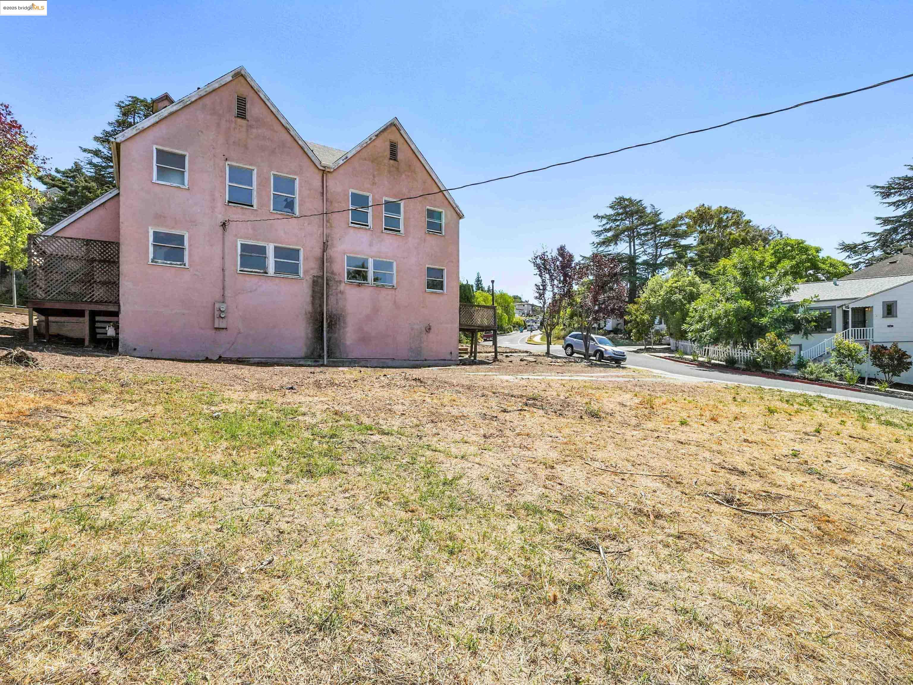 Detail Gallery Image 2 of 24 For 101 B St, Vallejo,  CA 94590 - – Beds | – Baths