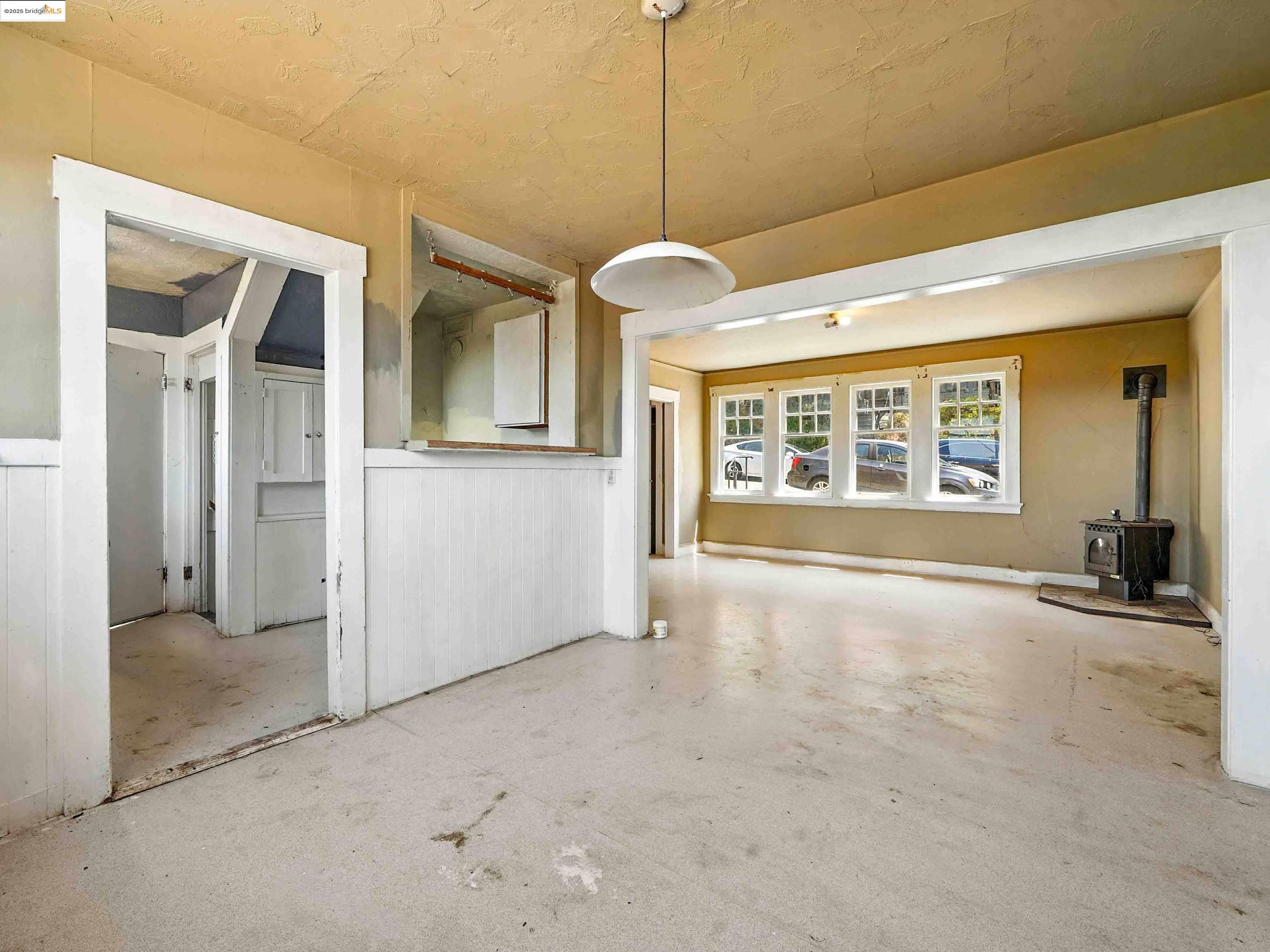 Detail Gallery Image 11 of 24 For 101 B St, Vallejo,  CA 94590 - – Beds | – Baths
