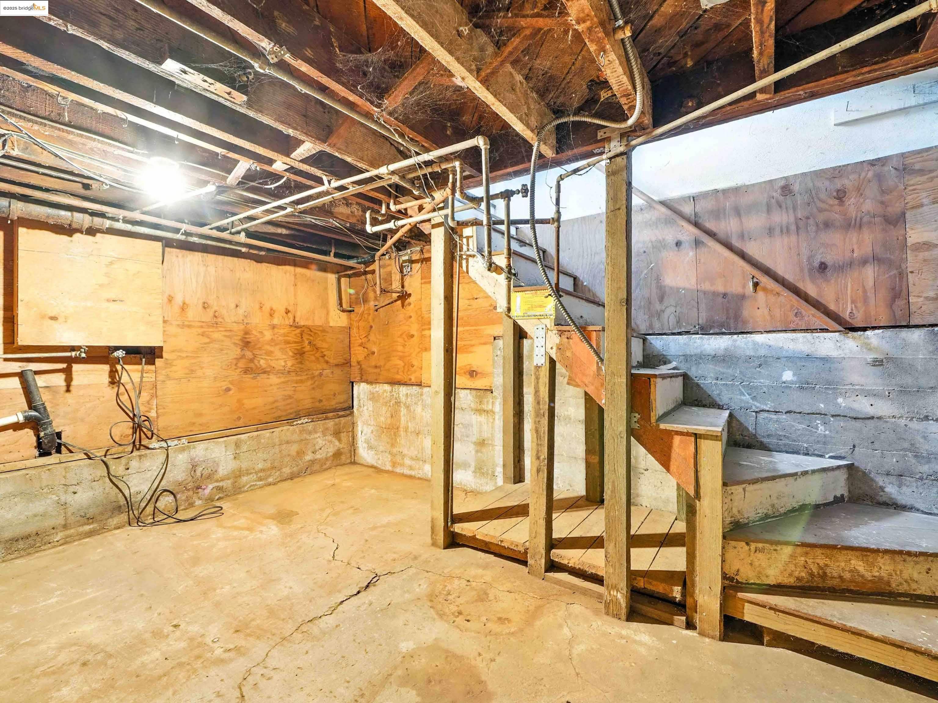 Detail Gallery Image 13 of 24 For 101 B St, Vallejo,  CA 94590 - – Beds | – Baths