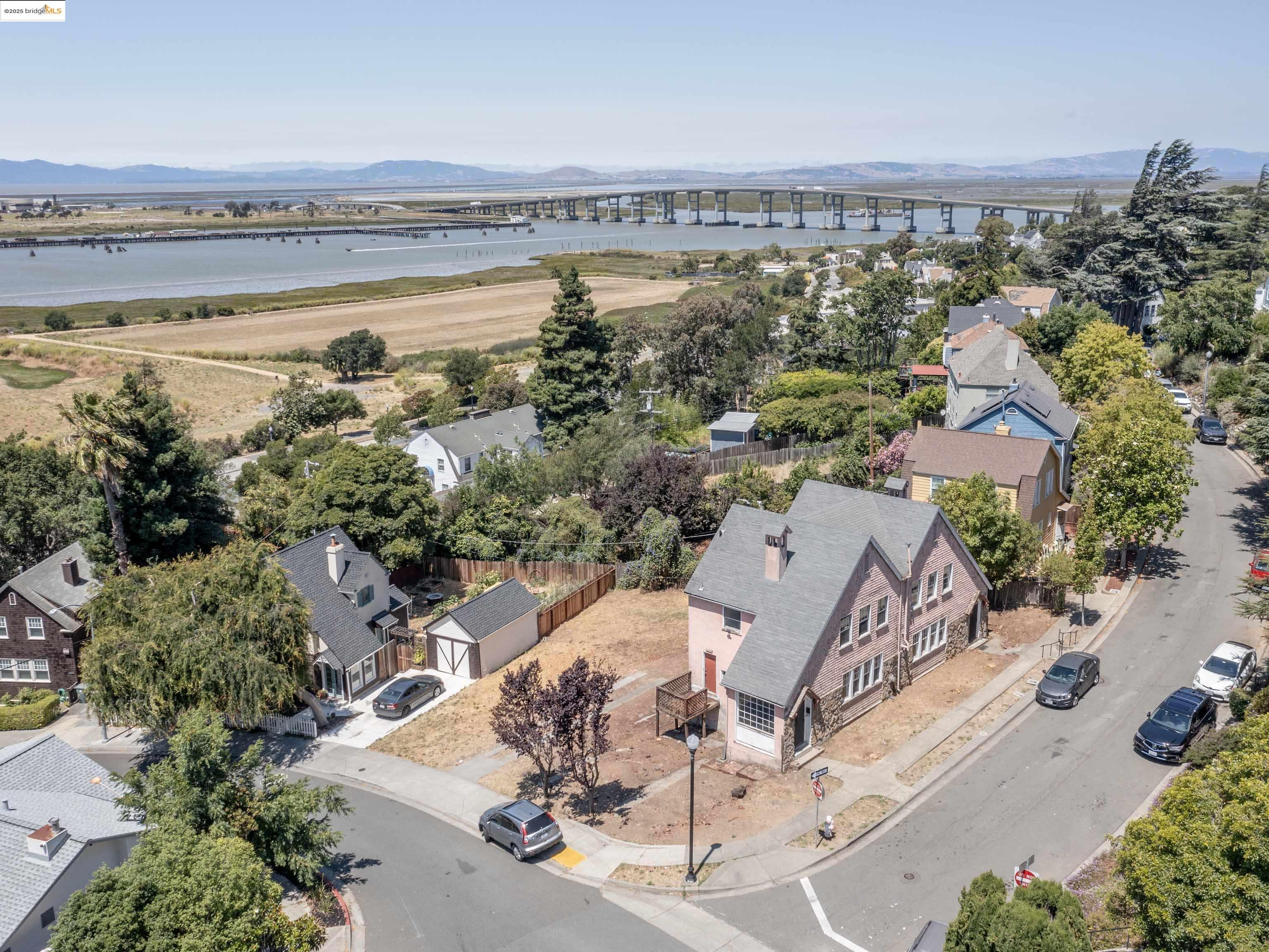 Detail Gallery Image 23 of 24 For 101 B St, Vallejo,  CA 94590 - – Beds | – Baths
