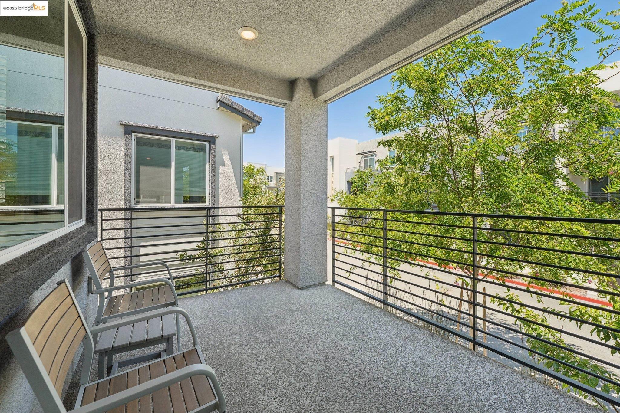 Detail Gallery Image 15 of 55 For 640 Martin Mariner, Alameda,  CA 94501 - 4 Beds | 3/1 Baths