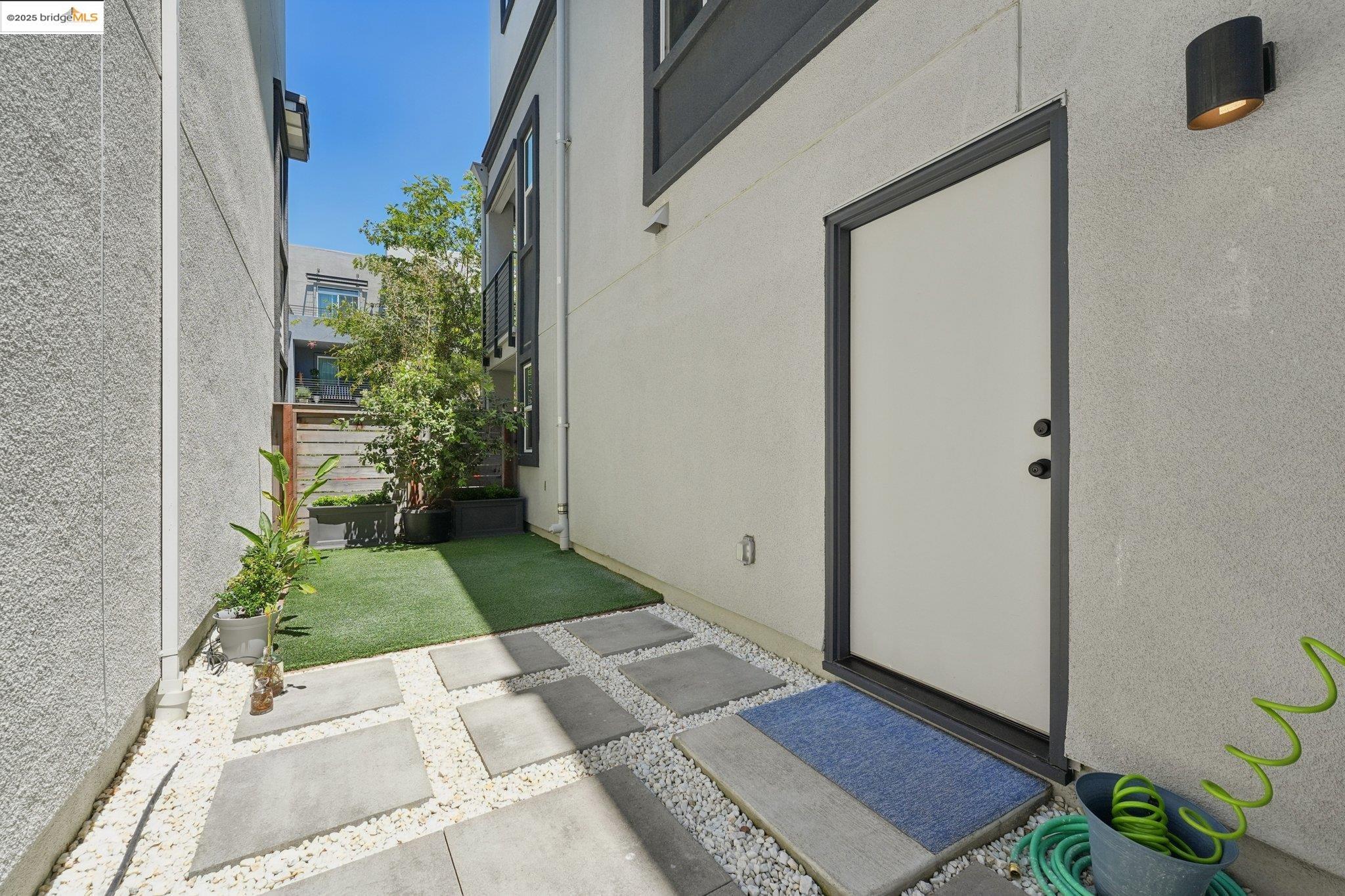 Detail Gallery Image 42 of 55 For 640 Martin Mariner, Alameda,  CA 94501 - 4 Beds | 3/1 Baths