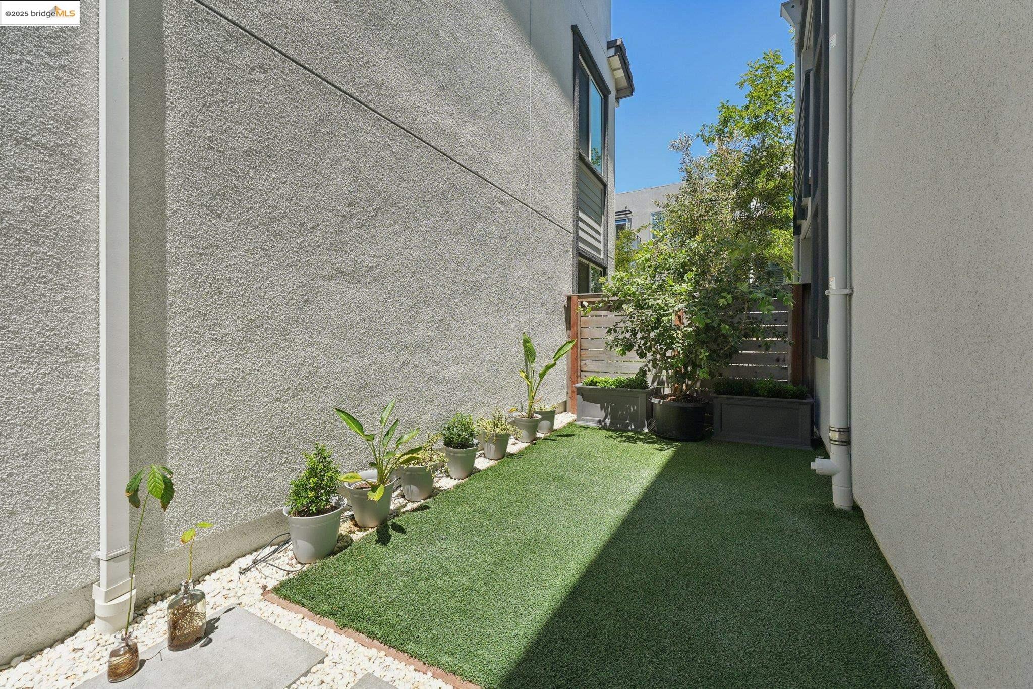 Detail Gallery Image 43 of 55 For 640 Martin Mariner, Alameda,  CA 94501 - 4 Beds | 3/1 Baths