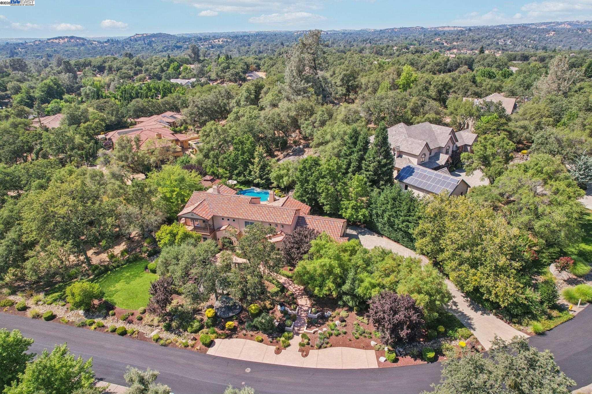 Detail Gallery Image 47 of 51 For 9742 Rim Rock Cir, Loomis,  CA 95650 - 4 Beds | 3/1 Baths