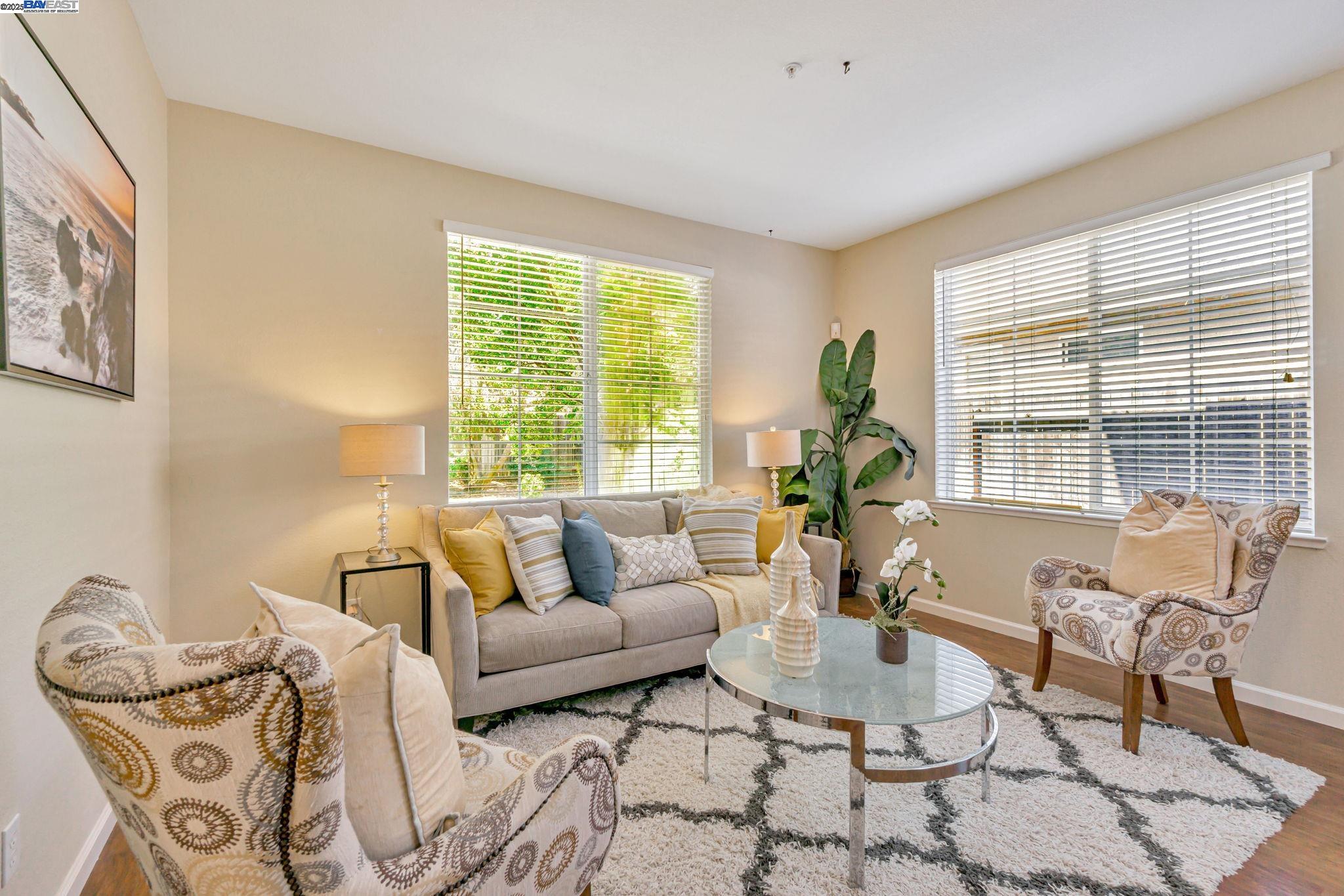 Detail Gallery Image 6 of 36 For 170 Remington St, Brentwood,  CA 94513 - 3 Beds | 2/1 Baths