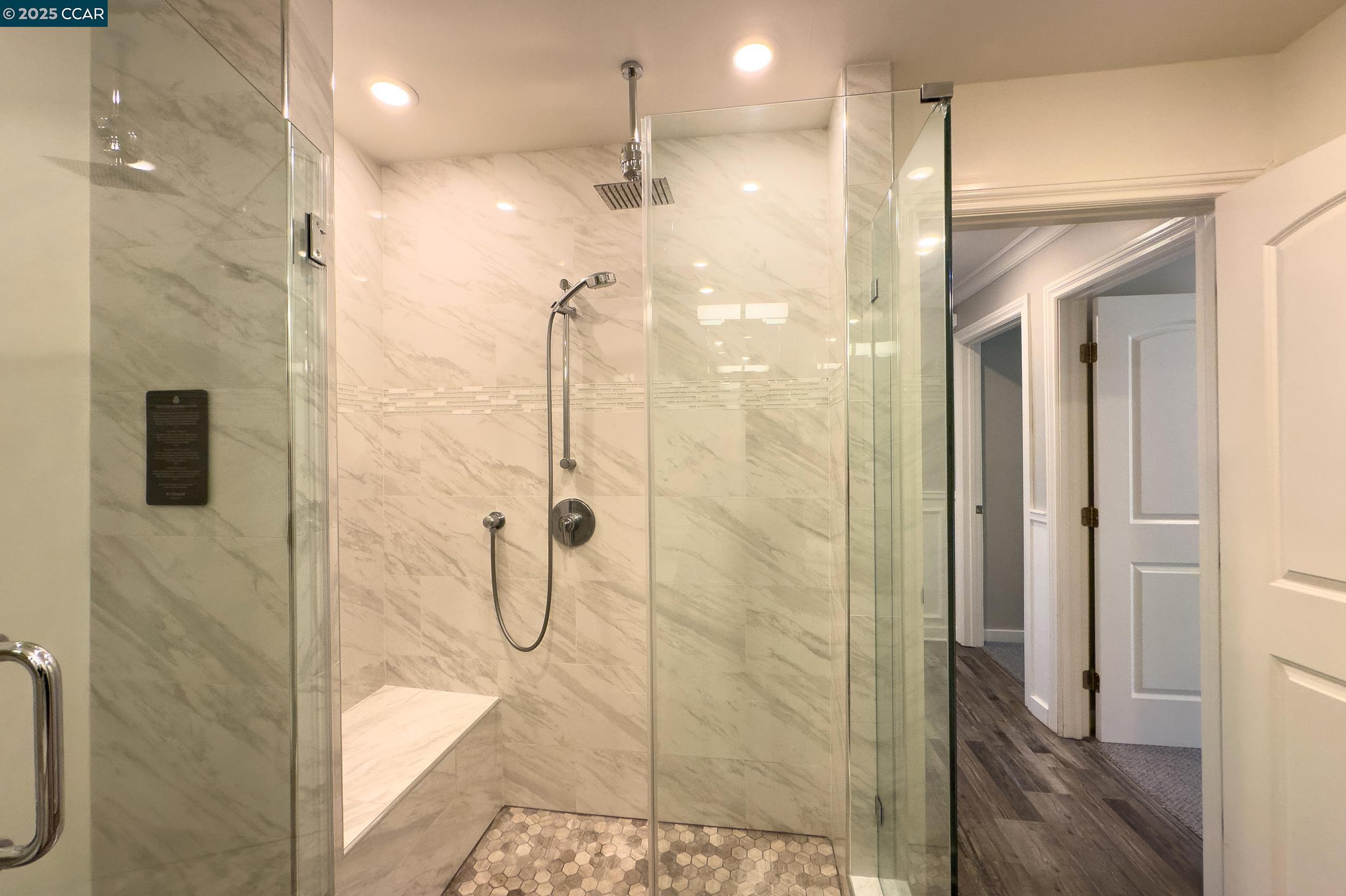 Photo #24: 41105144 Listing: Photo #24