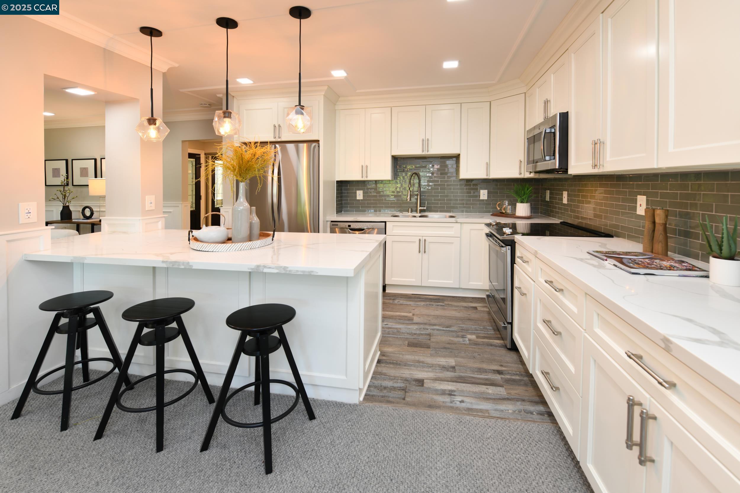 Photo #6: 41105144 Listing 