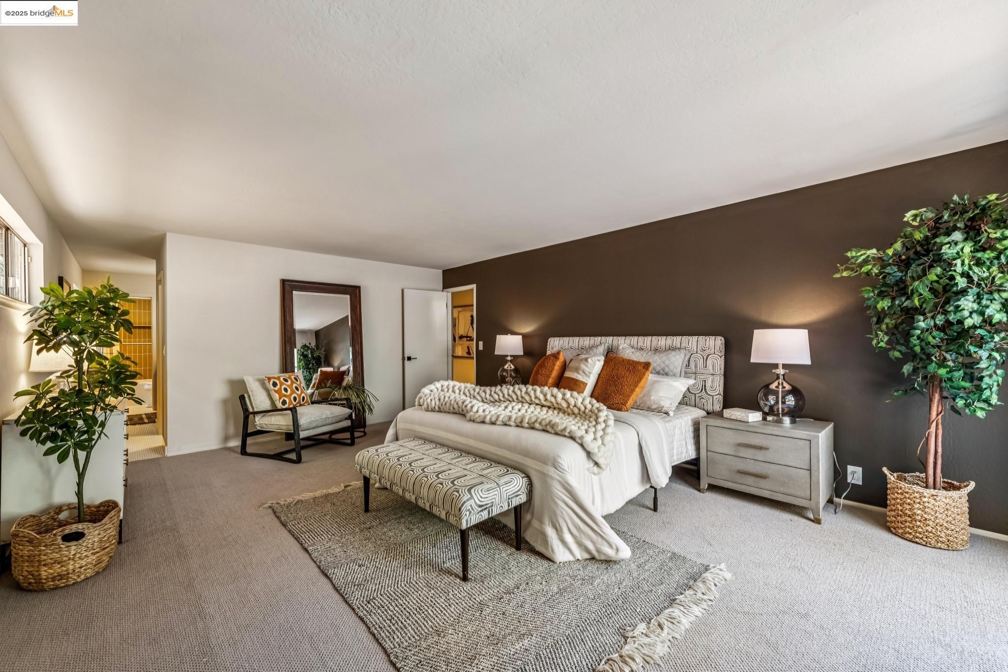 Detail Gallery Image 21 of 41 For 1801 Gouldin Rd, Oakland,  CA 94611 - 4 Beds | 2/1 Baths