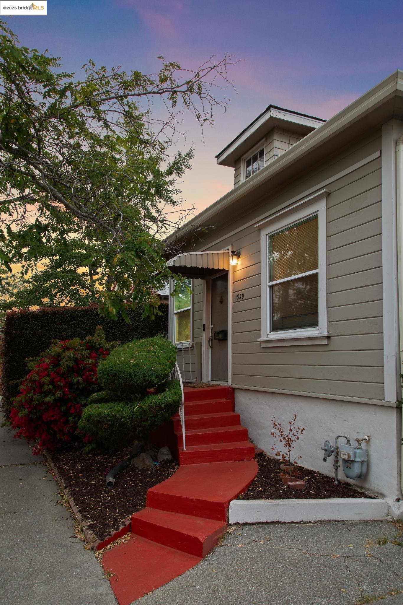 Detail Gallery Image 42 of 42 For 1339 Kains Ave, Berkeley,  CA 94702 - 3 Beds | 1 Baths