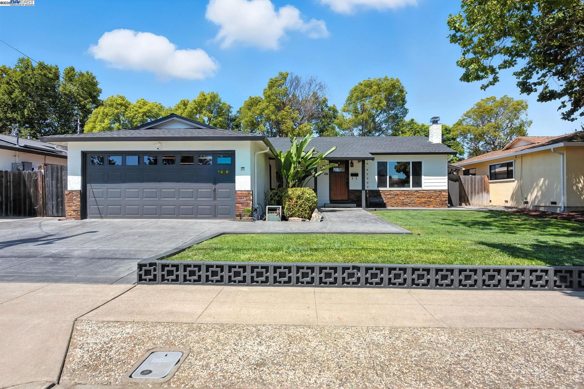 Detail Gallery Image 1 of 60 For 35794 Vinewood St, Newark,  CA 94560 - 4 Beds | 2 Baths