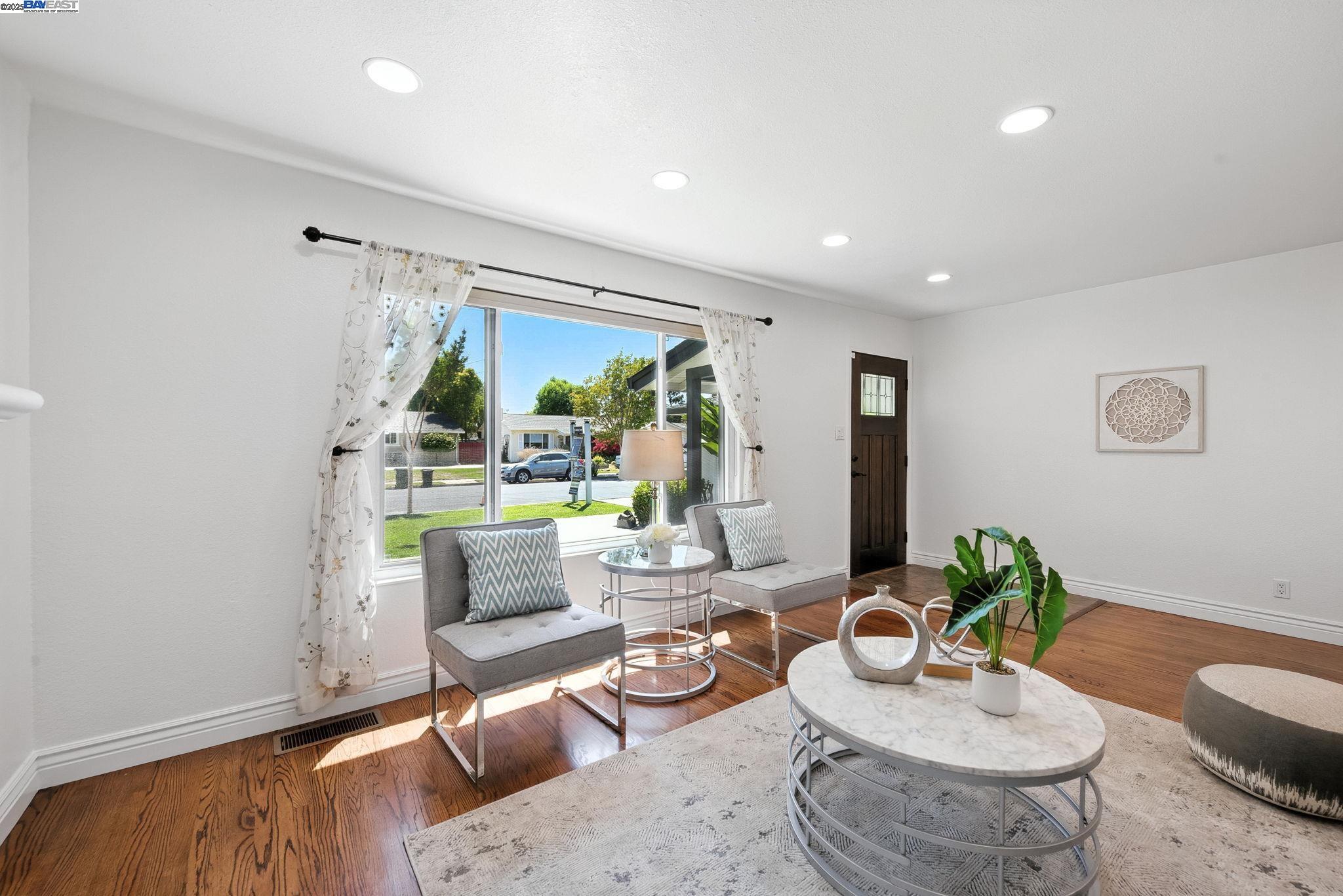 Detail Gallery Image 10 of 60 For 35794 Vinewood St, Newark,  CA 94560 - 4 Beds | 2 Baths