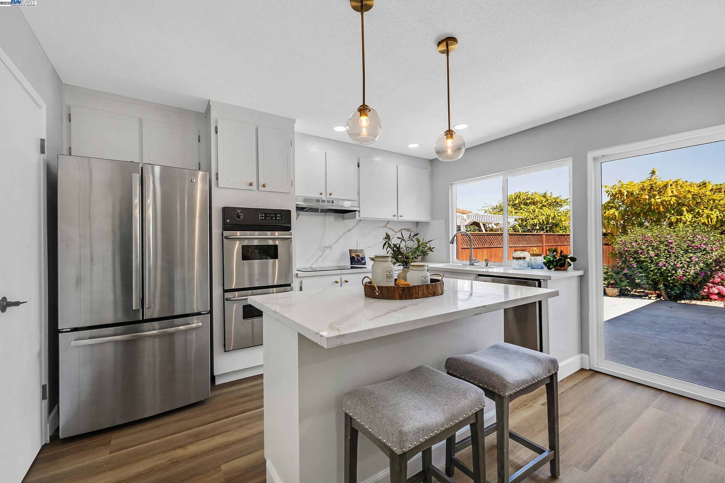 Detail Gallery Image 14 of 51 For 1942 Sherman Dr, Union City,  CA 94587 - 3 Beds | 2 Baths