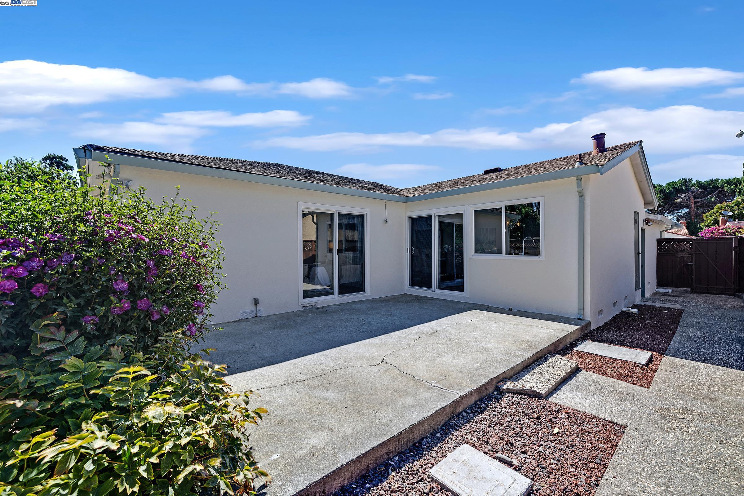 Detail Gallery Image 25 of 51 For 1942 Sherman Dr, Union City,  CA 94587 - 3 Beds | 2 Baths