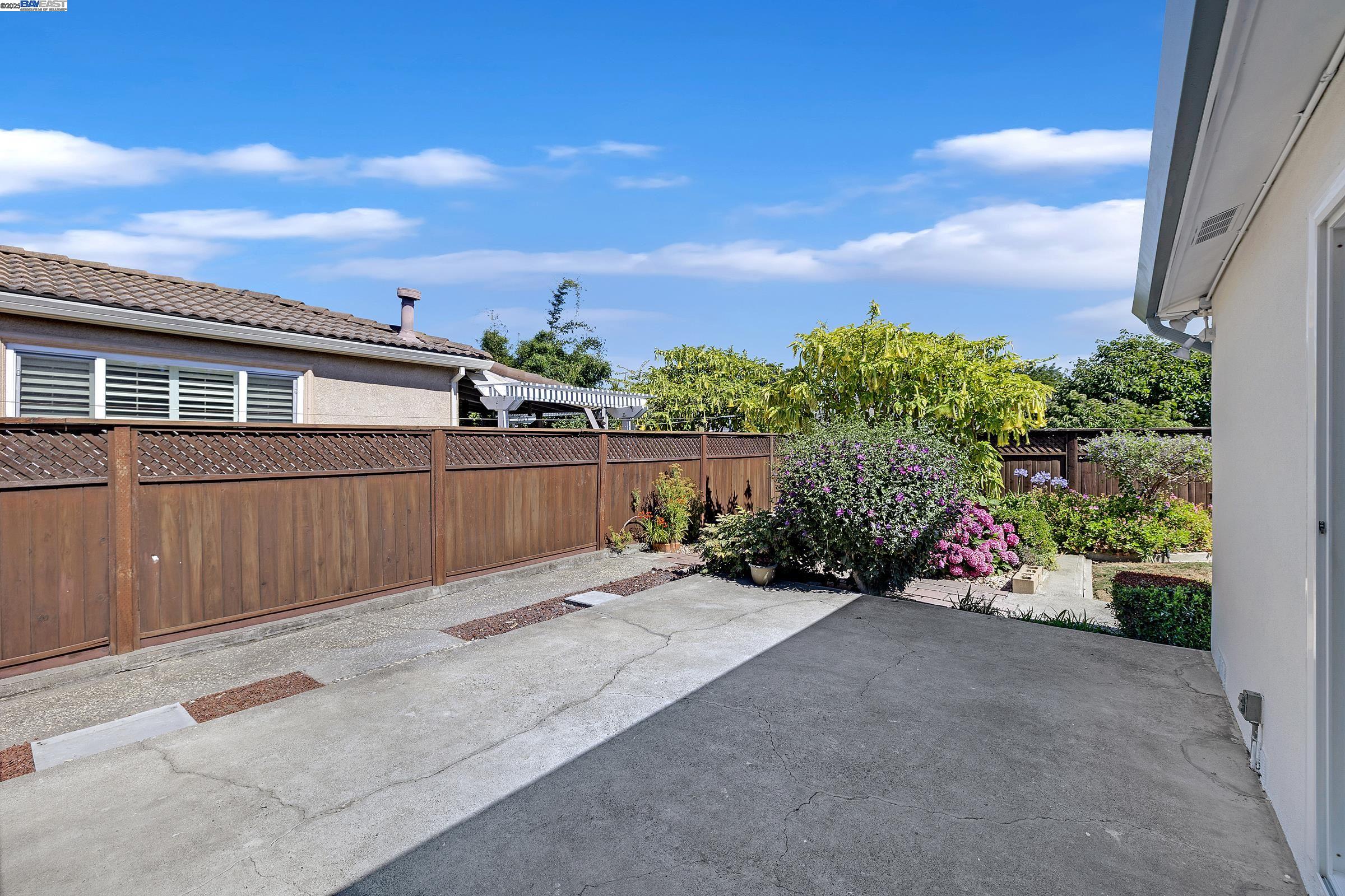 Detail Gallery Image 26 of 51 For 1942 Sherman Dr, Union City,  CA 94587 - 3 Beds | 2 Baths