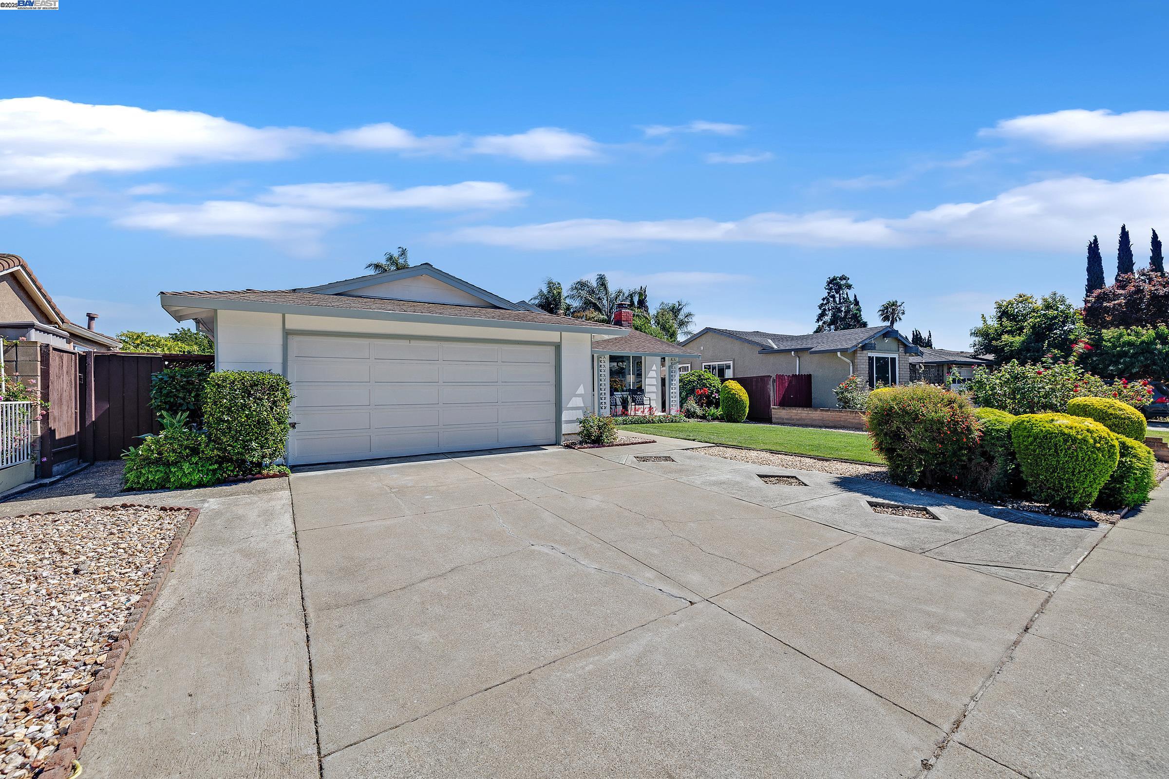 Detail Gallery Image 35 of 51 For 1942 Sherman Dr, Union City,  CA 94587 - 3 Beds | 2 Baths