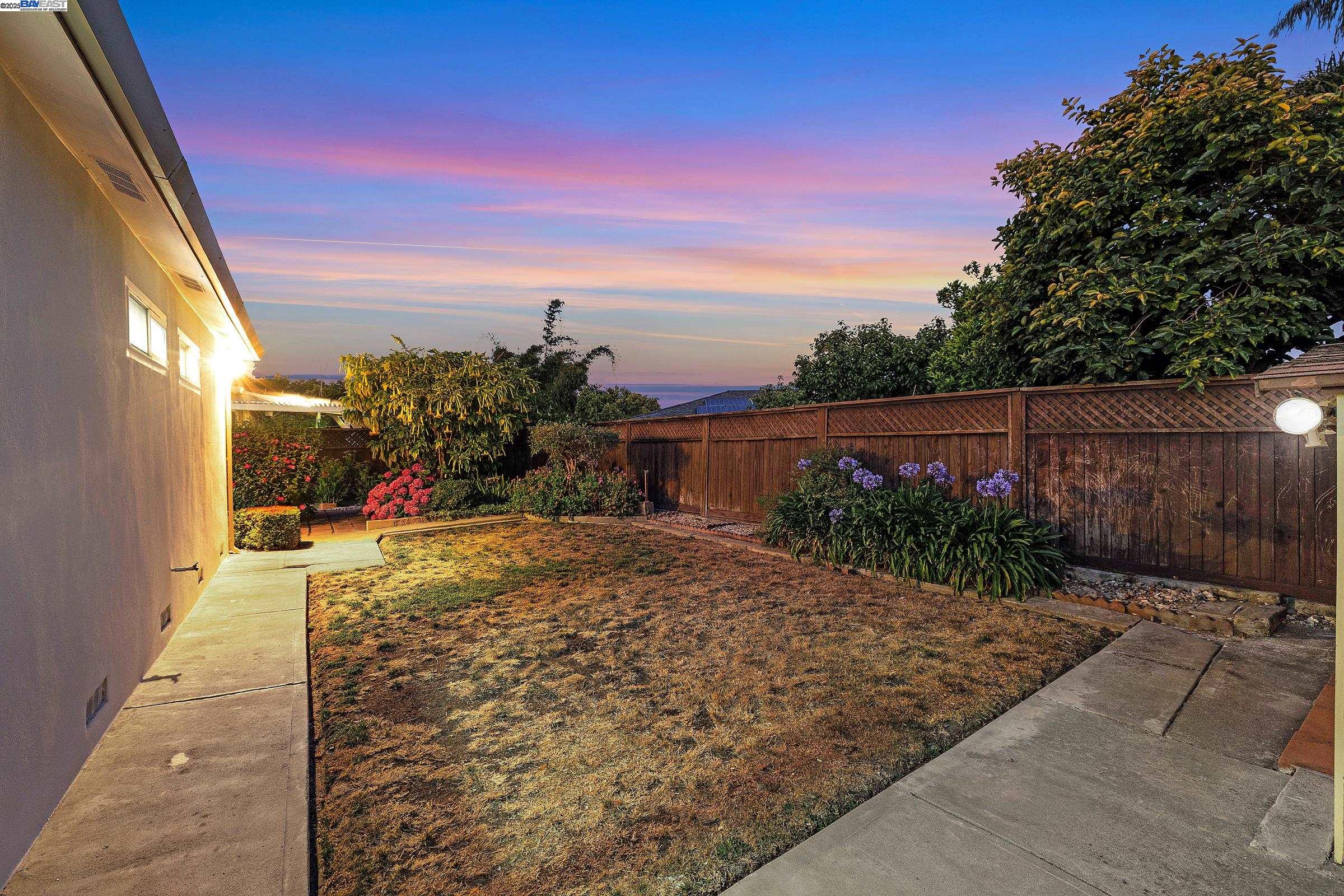 Detail Gallery Image 41 of 51 For 1942 Sherman Dr, Union City,  CA 94587 - 3 Beds | 2 Baths