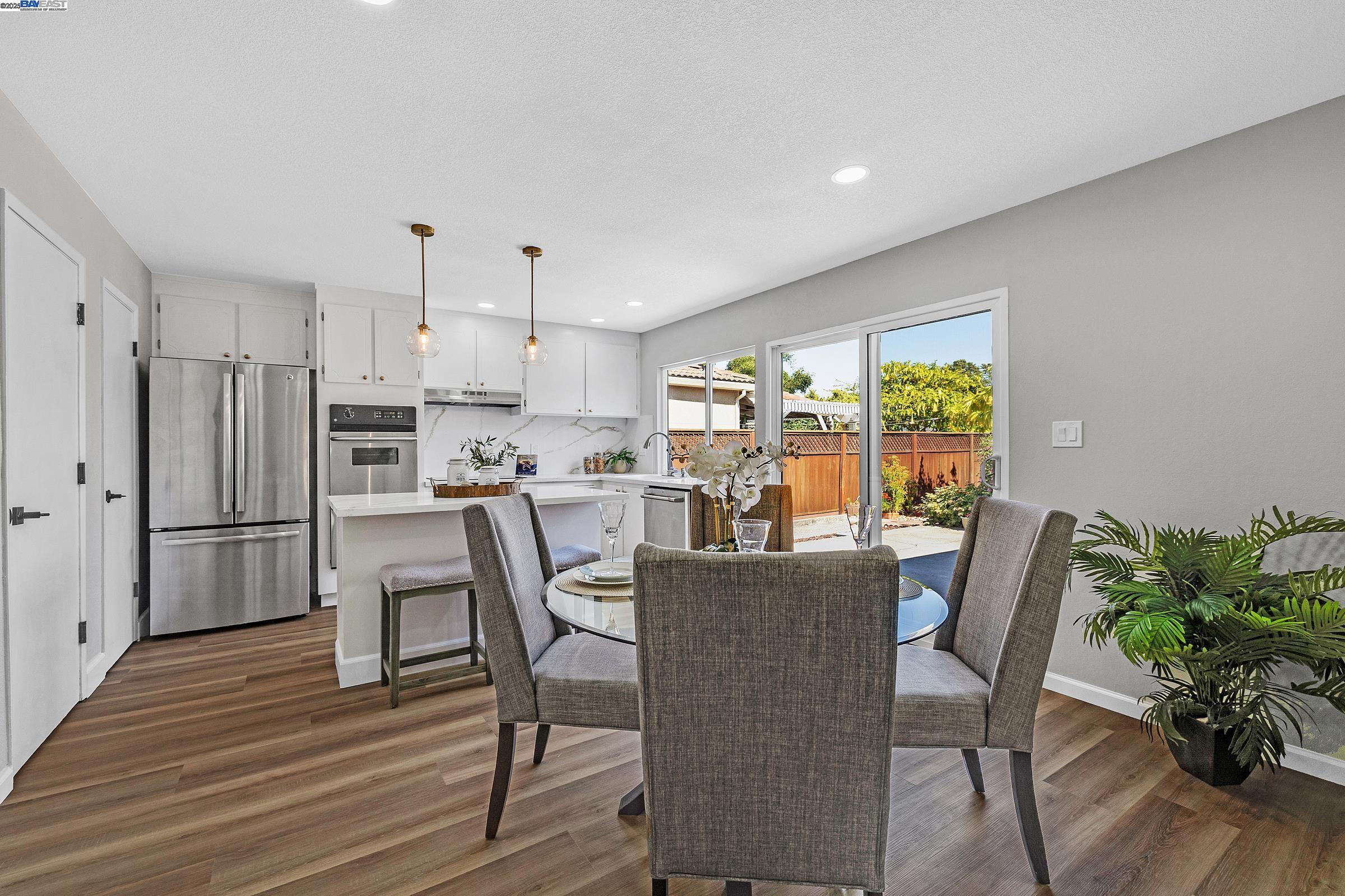 Detail Gallery Image 10 of 51 For 1942 Sherman Dr, Union City,  CA 94587 - 3 Beds | 2 Baths