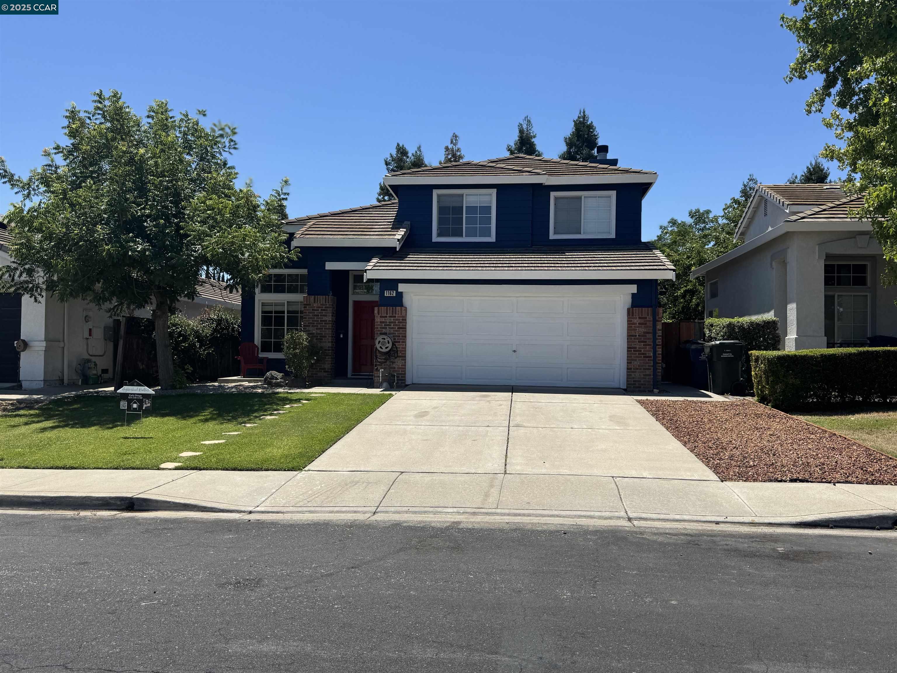 Detail Gallery Image 1 of 38 For 1162 Rockspring Way, Antioch,  CA 94531 - 3 Beds | 2/1 Baths